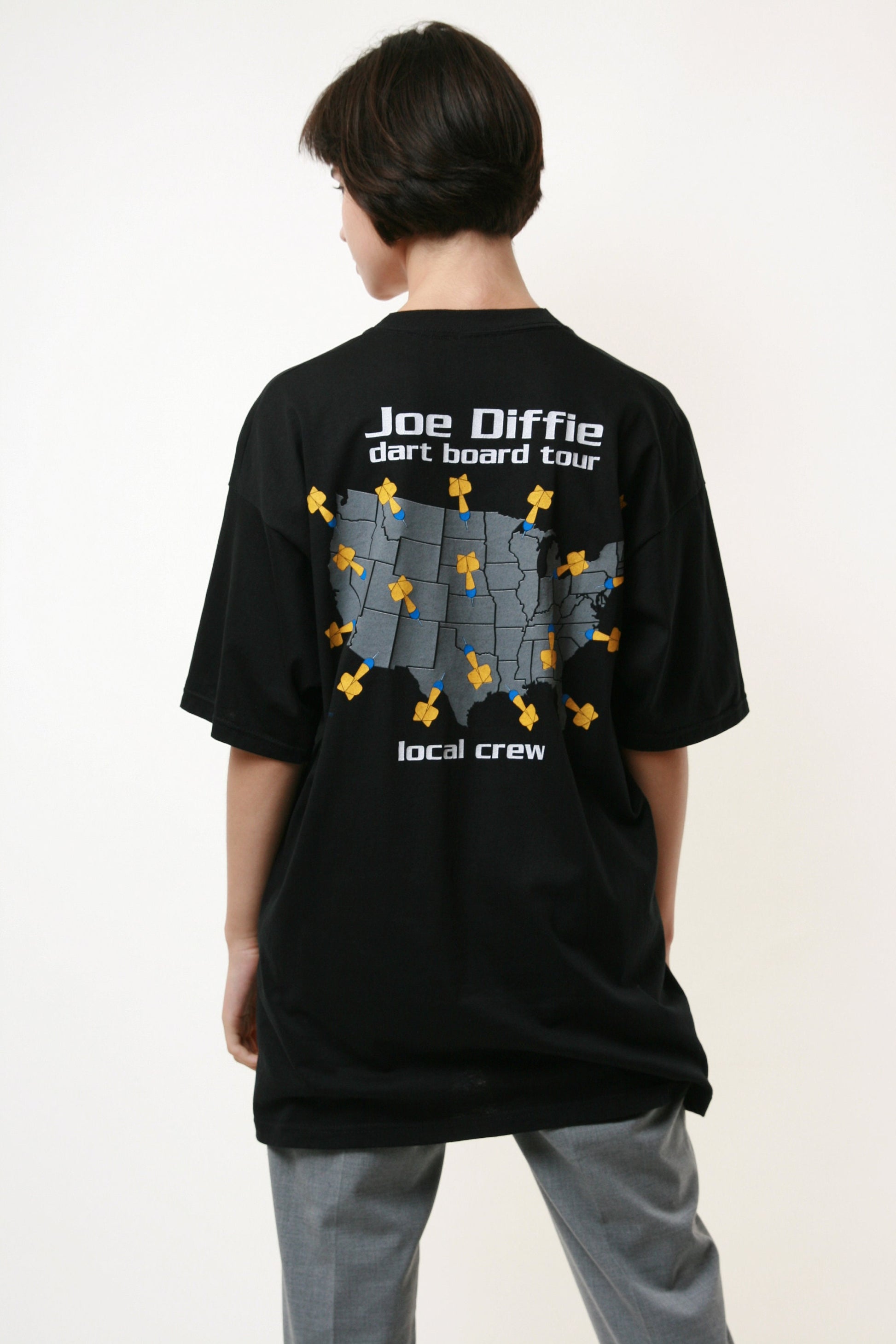 90s Vintage Vtg Rare JOE DIFFIE DARTS Vintage Print Cotton Mens Style Overszied T-shirt 17513