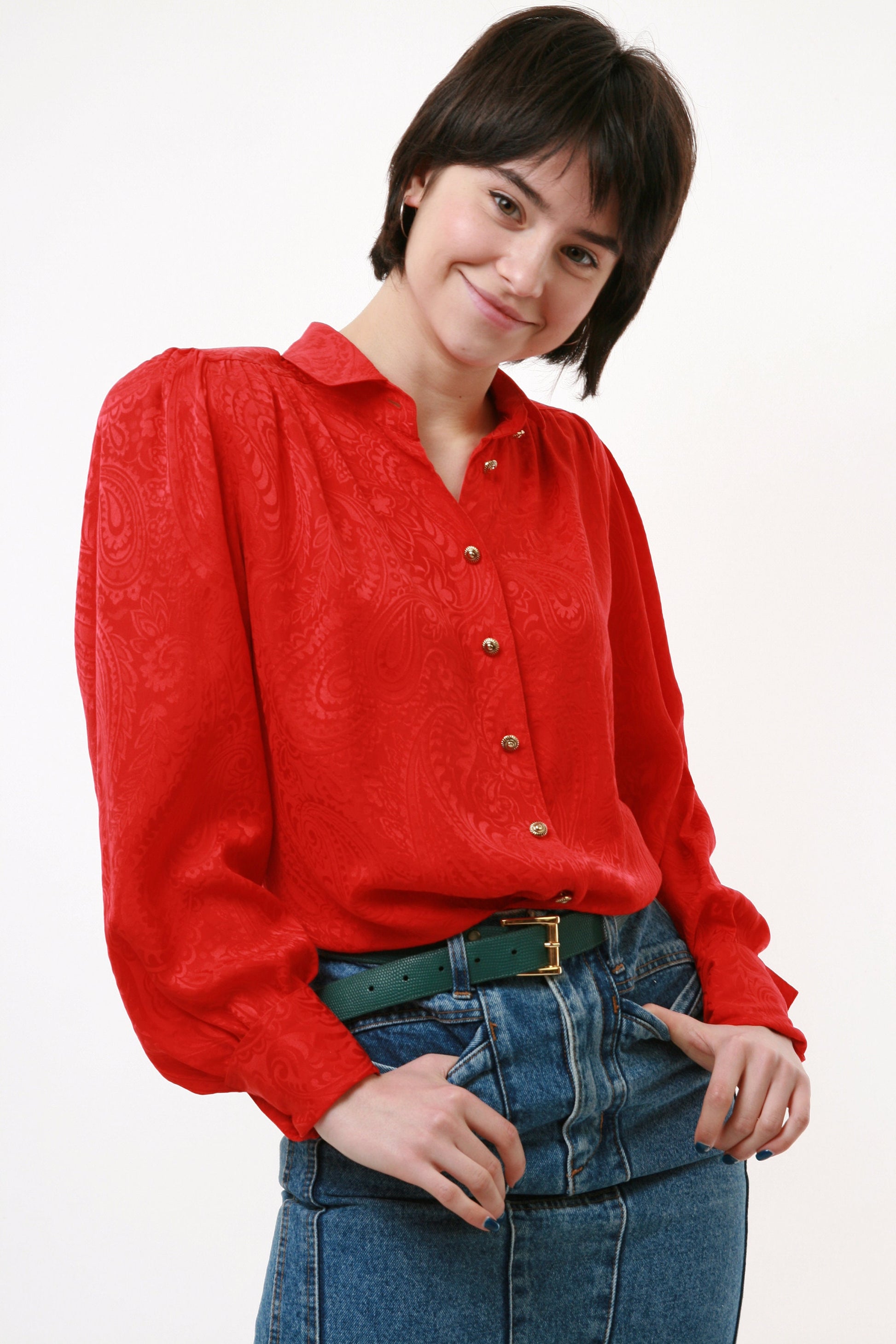 80s Vintage 100% SILK Natural Gold Buttons Up Long Sleeve Blouse Shirt in red 2335