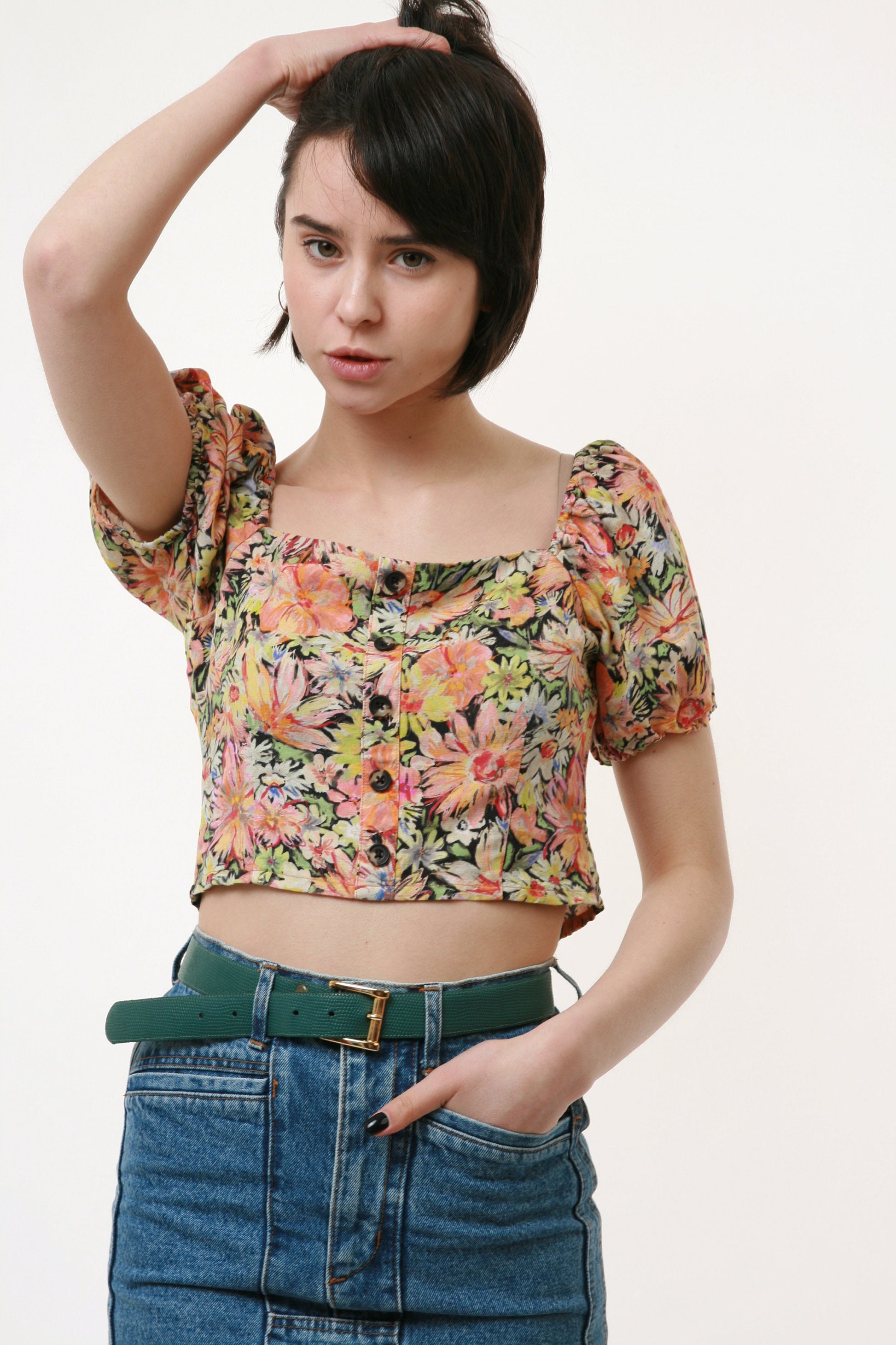 70s Vintage Foral Print Bavarian Linen Short Sleeve Crop Top Short Blouse Shirt 2570 Girlfriend Gift Present