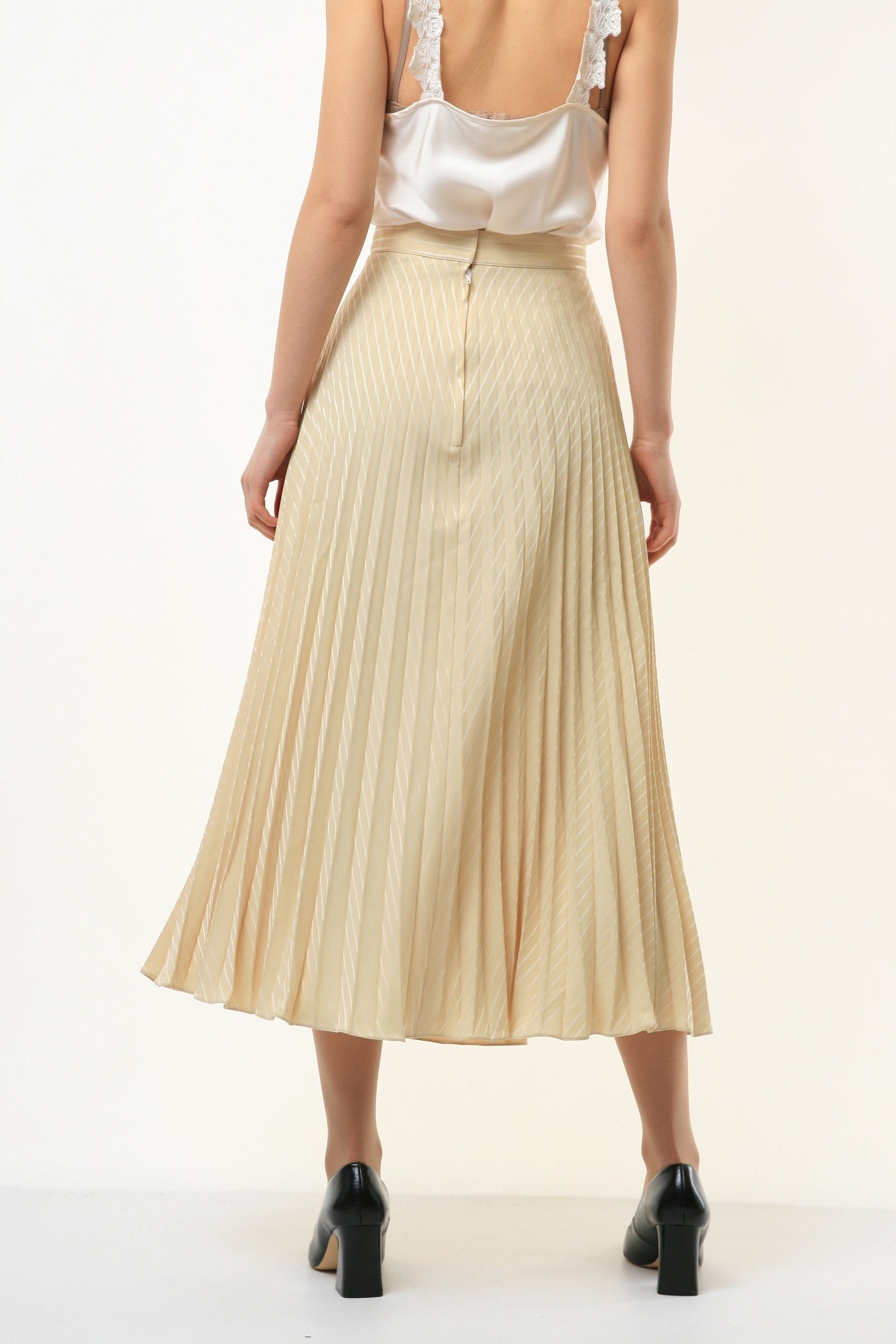 70s Vintage Gold High Waisted Down Pleasted Midi Skirt size S Small 3806/ Vintage Woman Classic Skirt/ Retro Woman Gold Skirt size Small