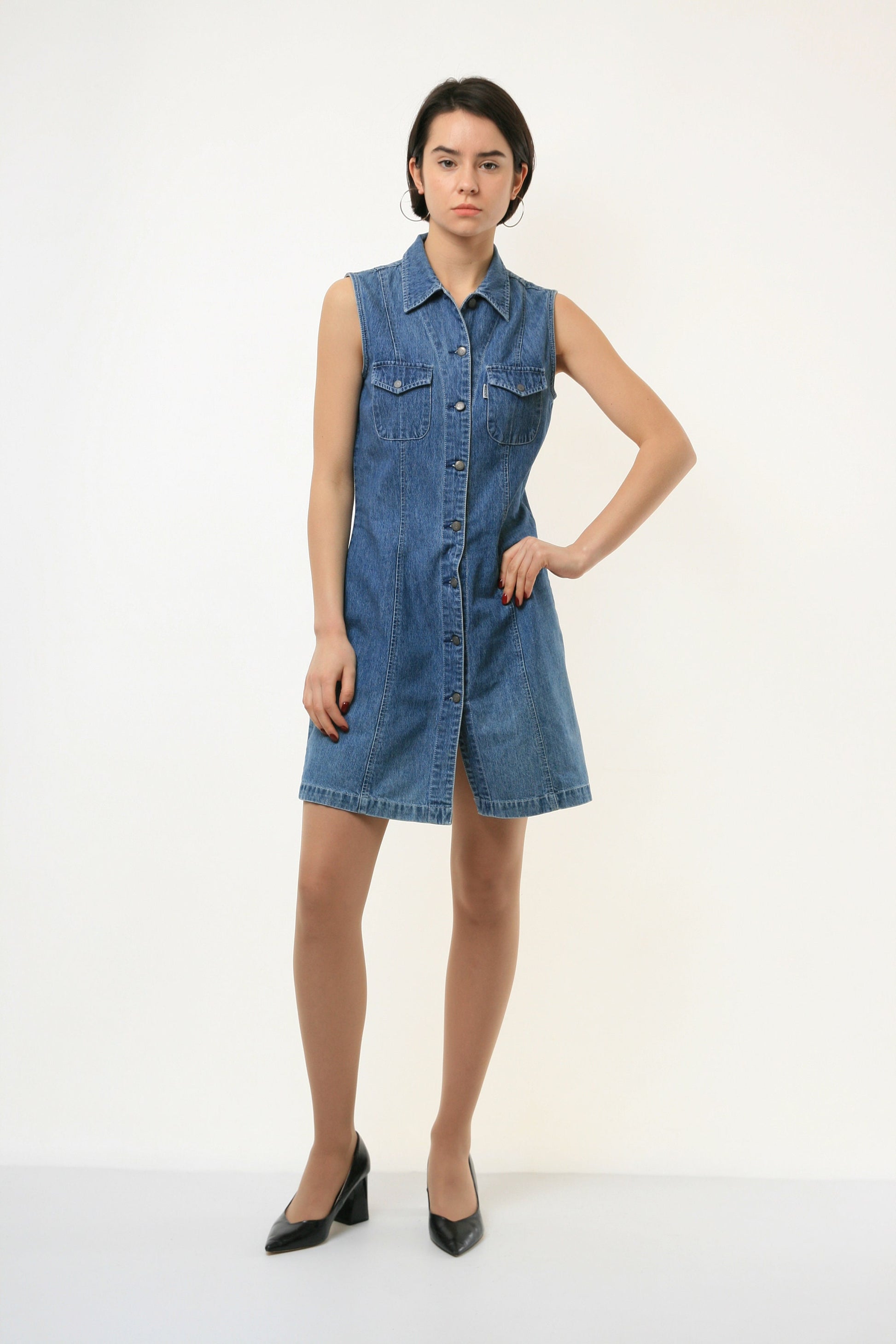 80s Vintage Woman Denim Sleeveless Grunge Mini Style Dress size Small 3781 Vintage Woman Mini Denim Dress size Small