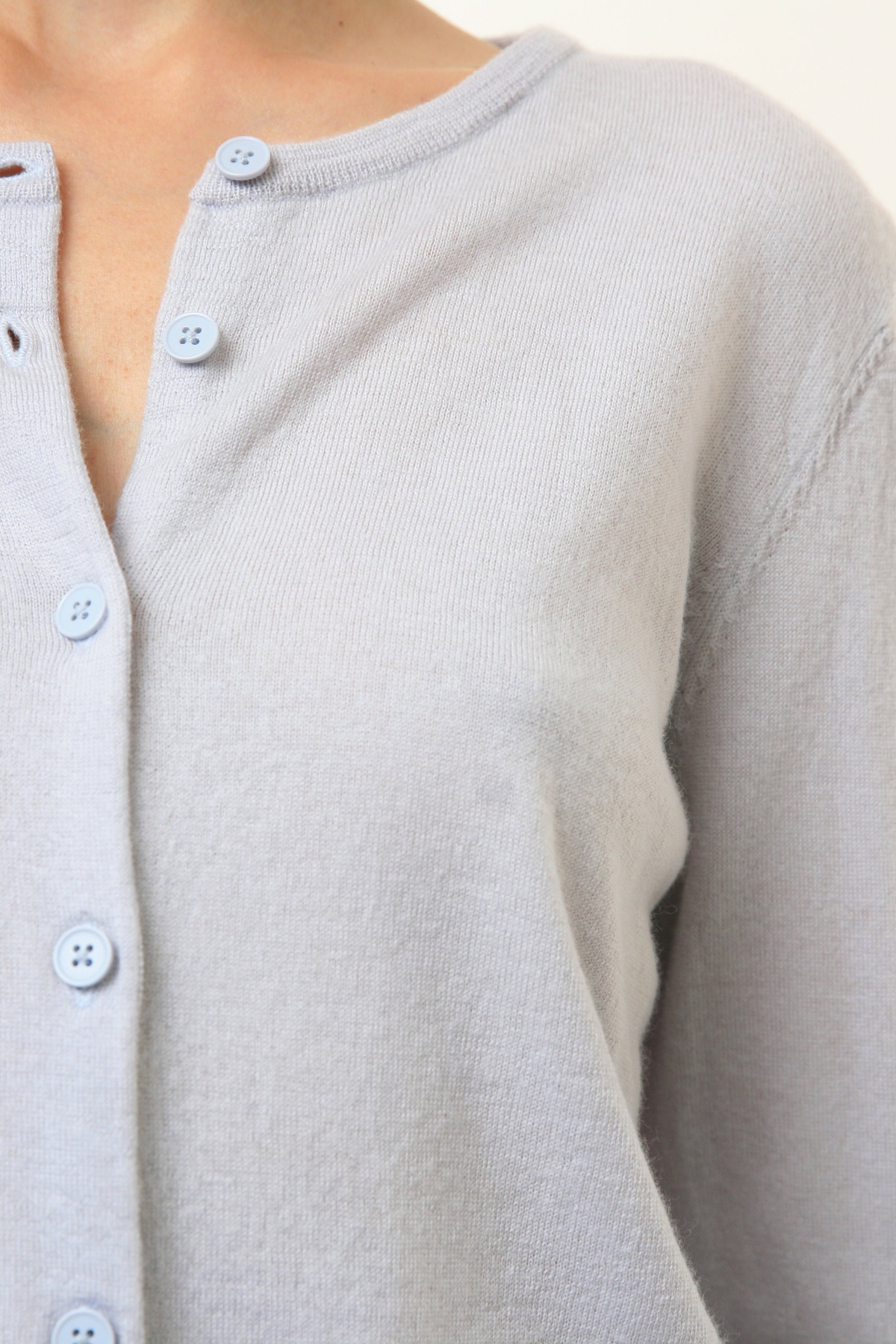 80s Vintage Beige Casual Round Neck Buttons Up 100% Merino Wool Sweater Cardigan Girlfriend Gift Present Womans Wear Vintage Clothes 4112