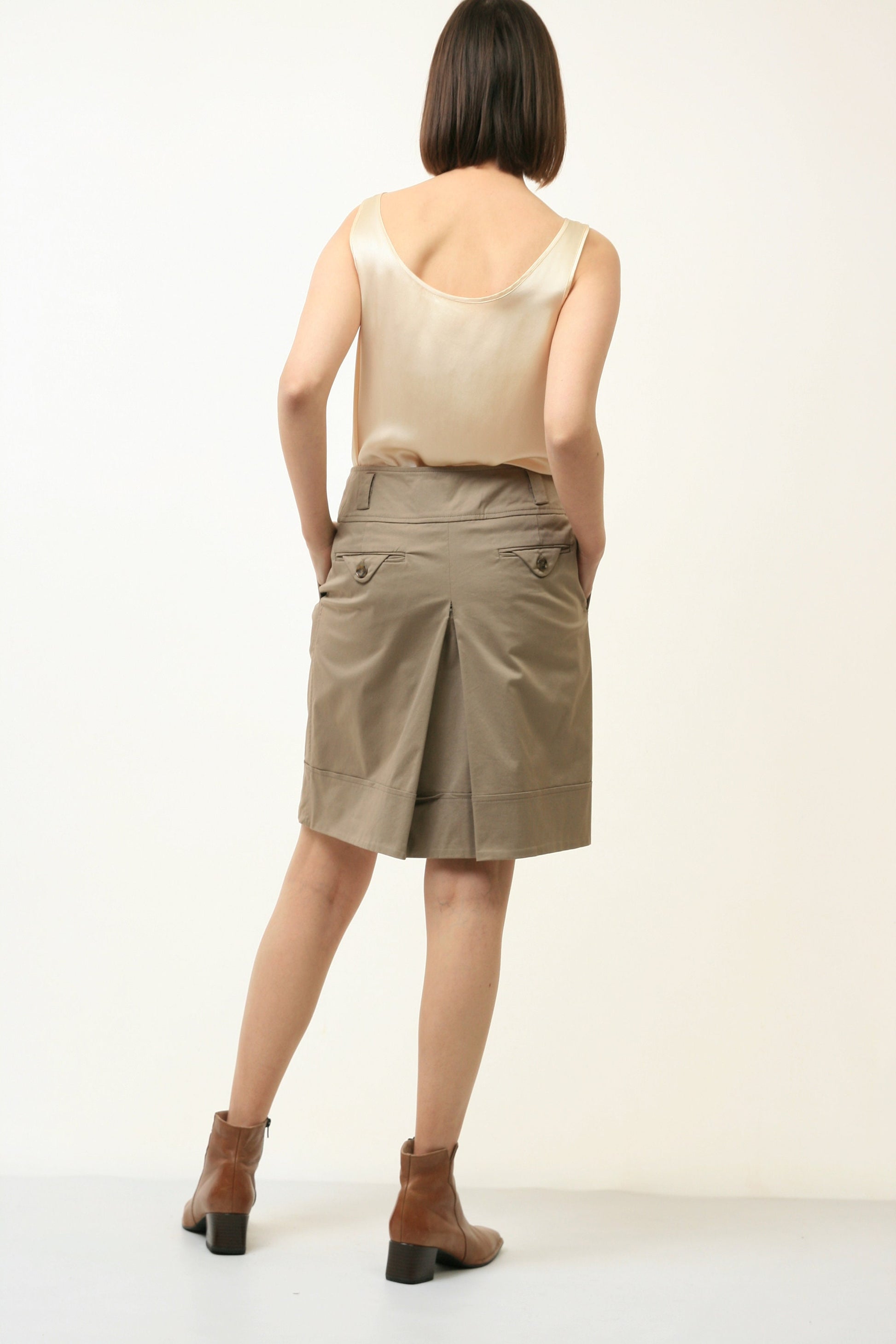 90s Vintage Max Mara High Waisted Beige Mini Skirt 4585/ Vintage Woman Max Mara Beige Skirt/ Vintage Max Mara/ Vintage Woman Clothing