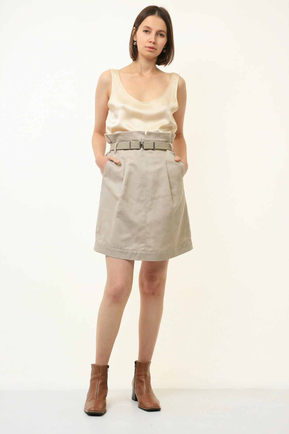 90s Vintage Max Mara High Waisted Grey Mini Skirt 4587/ Vintage Woman Max Mara Grey Skirt/ Vintage Max Mara/ Vintage Woman Clothing