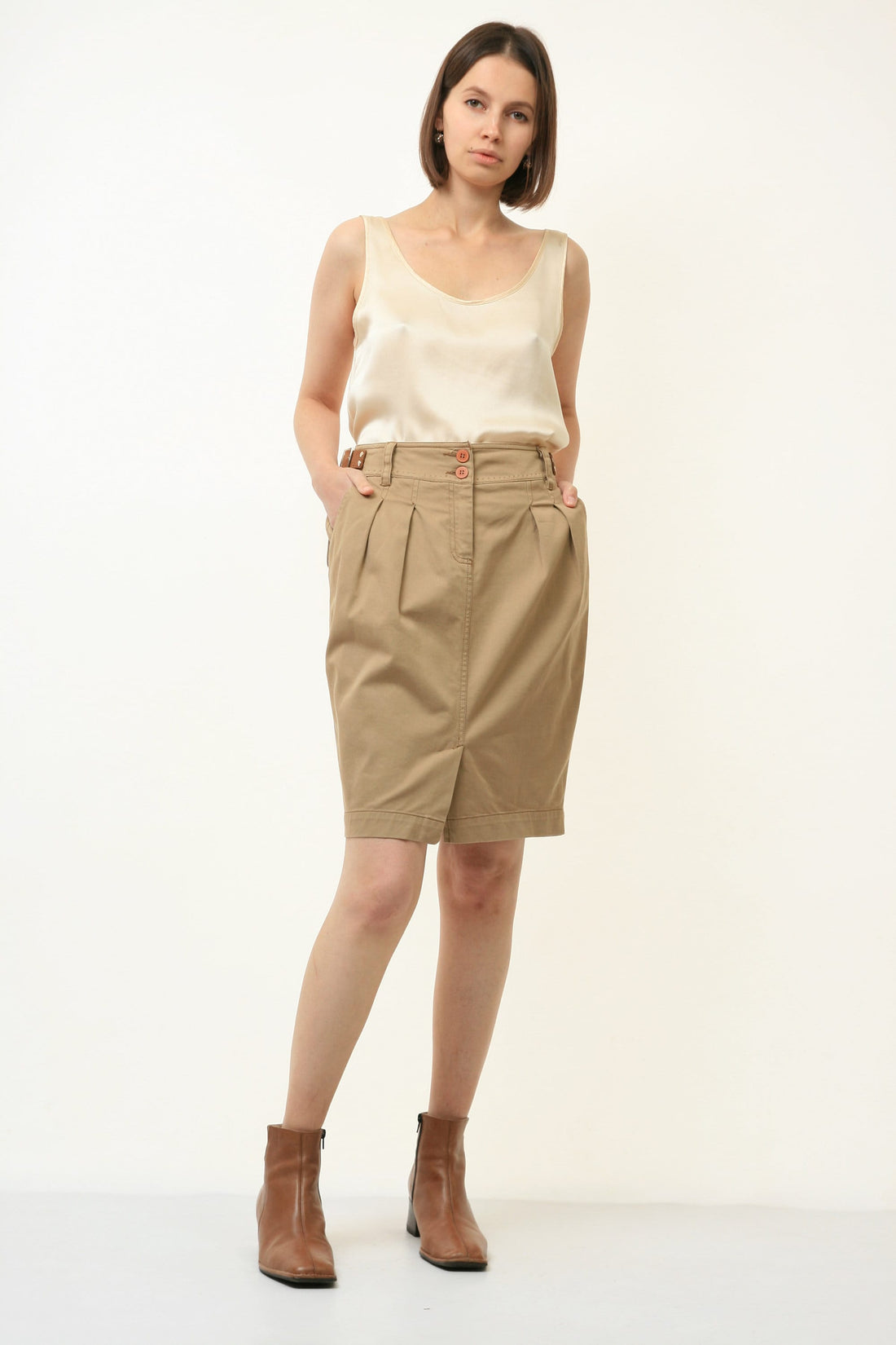 90s Vintage Max Mara High Waisted Beige Mini Skirt 4586/ Vintage Woman Max Mara Beige Skirt/ Vintage Max Mara/ Vintage Woman Clothing