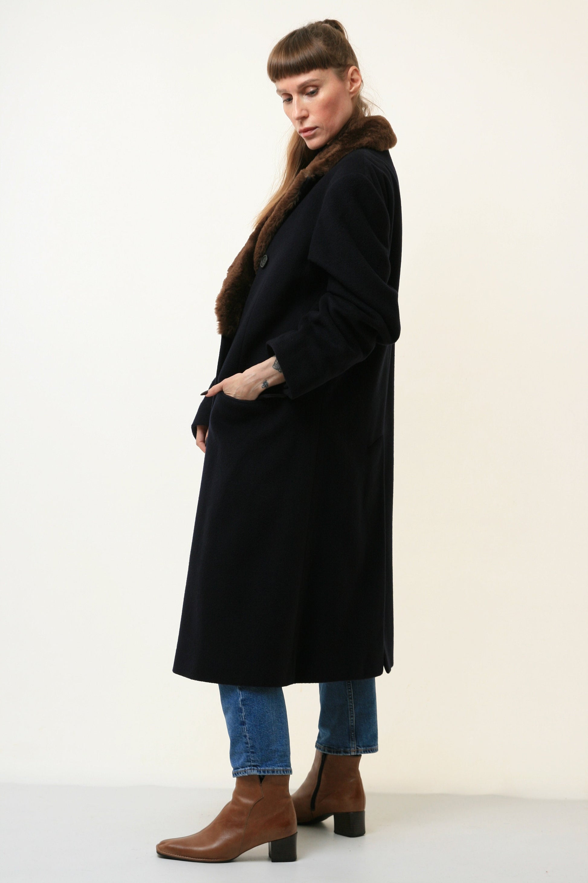 70s Woman Aquascutum Lambswool Coat Women Vintage 70s winter coat long wool coat outerwear maxi winter coat Vintage clothing size M 4658