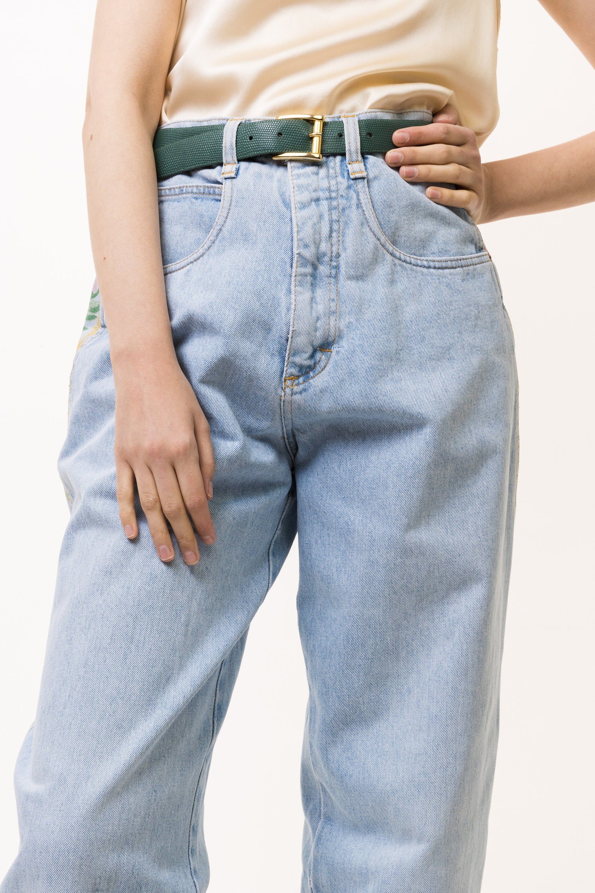 90s Vintage Woman Light Blue MOMs Denim High Waisted Denim Straight Jeans Pants Trousers 4840 Size M Girlfriend Gift/ Vintage Jeans