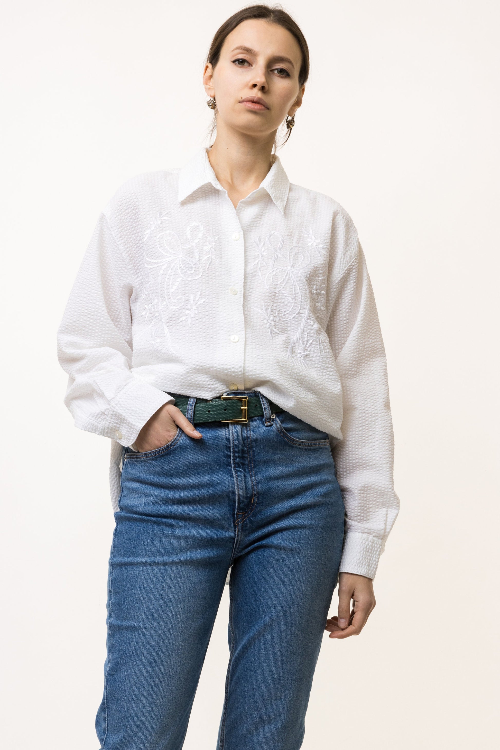 80s Vintage Floral Embroidered Cotton Shirt 4885/ Vintage White Relaxed Woman Blouse/ Vintage Woman Clothing/ Vintage Woman Blouses