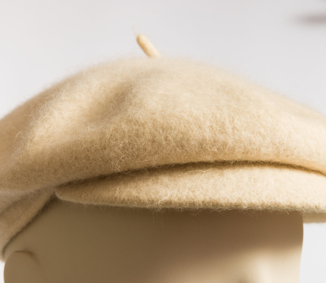 70s Vintage Style Woman Retro Angora Wool Hat 4903/ Vintage Woman Beige Angora Beret/ Retro Woman Beige Beret size Small