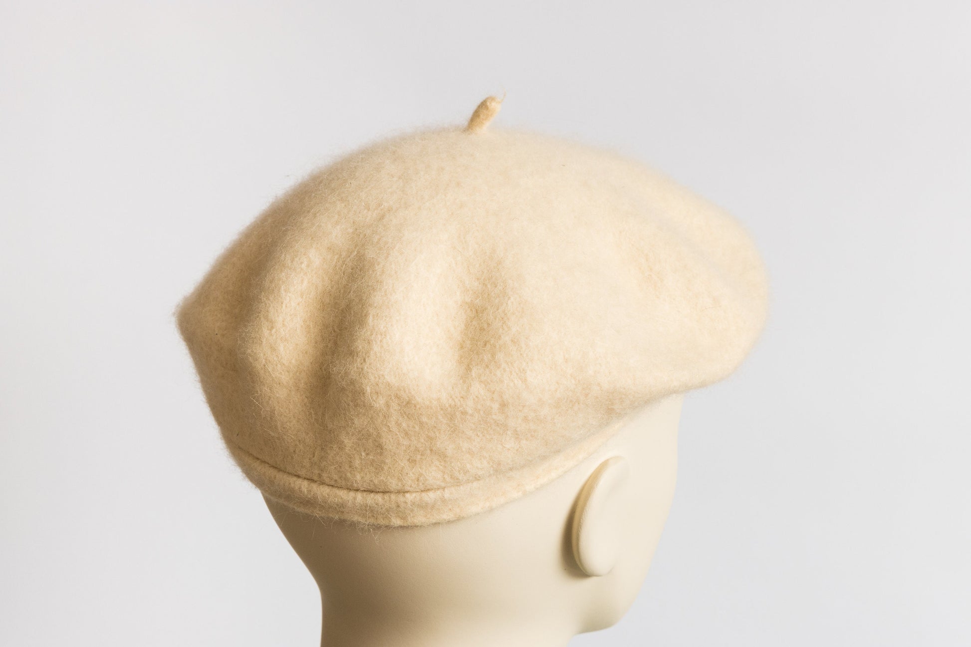 70s Vintage Style Woman Retro Angora Wool Hat 4903/ Vintage Woman Beige Angora Beret/ Retro Woman Beige Beret size Small