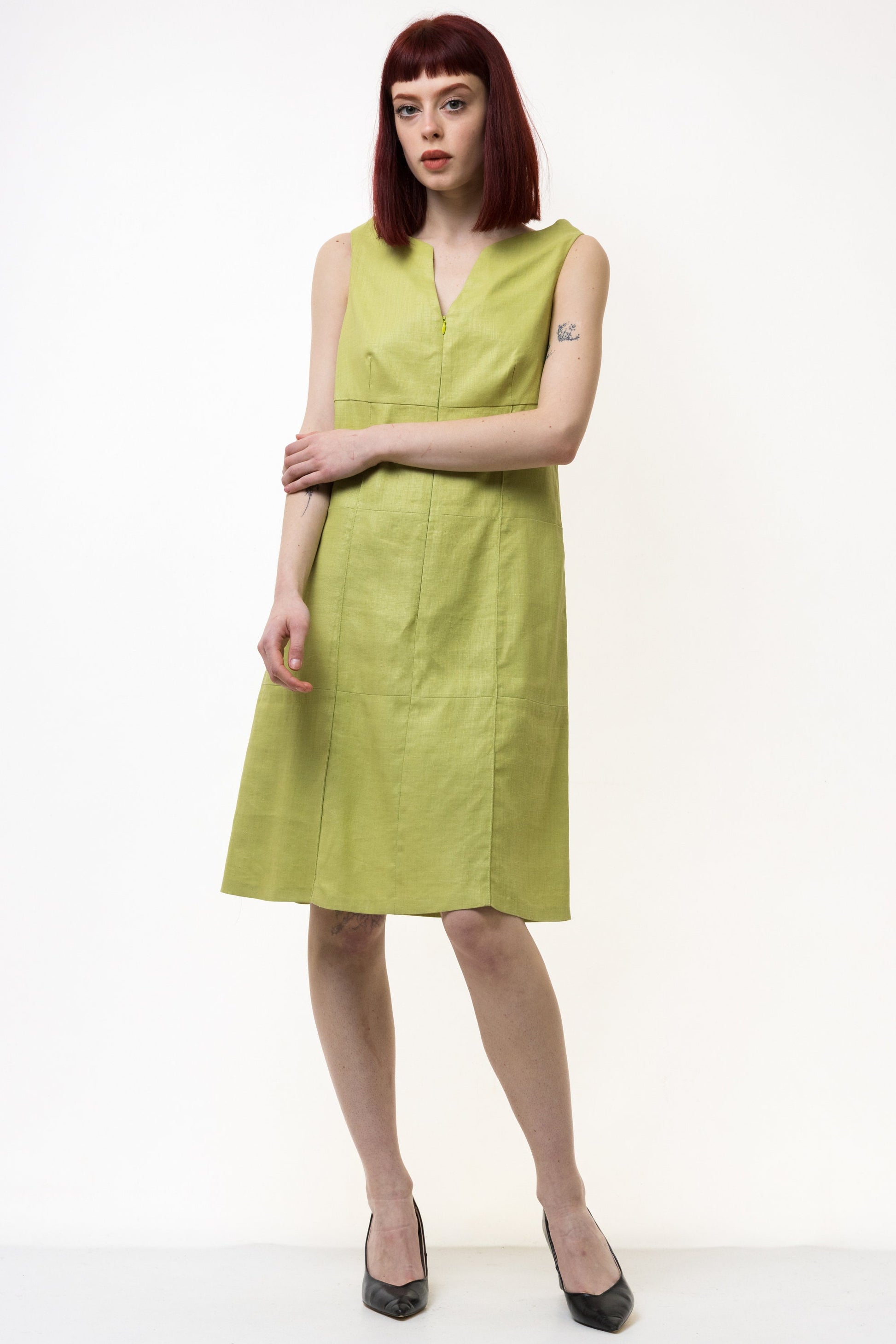 True Vintage 1990s Linen Midi Green Dress by Kenzo Casual Streetwear Backless Summer Minimalist size S/M