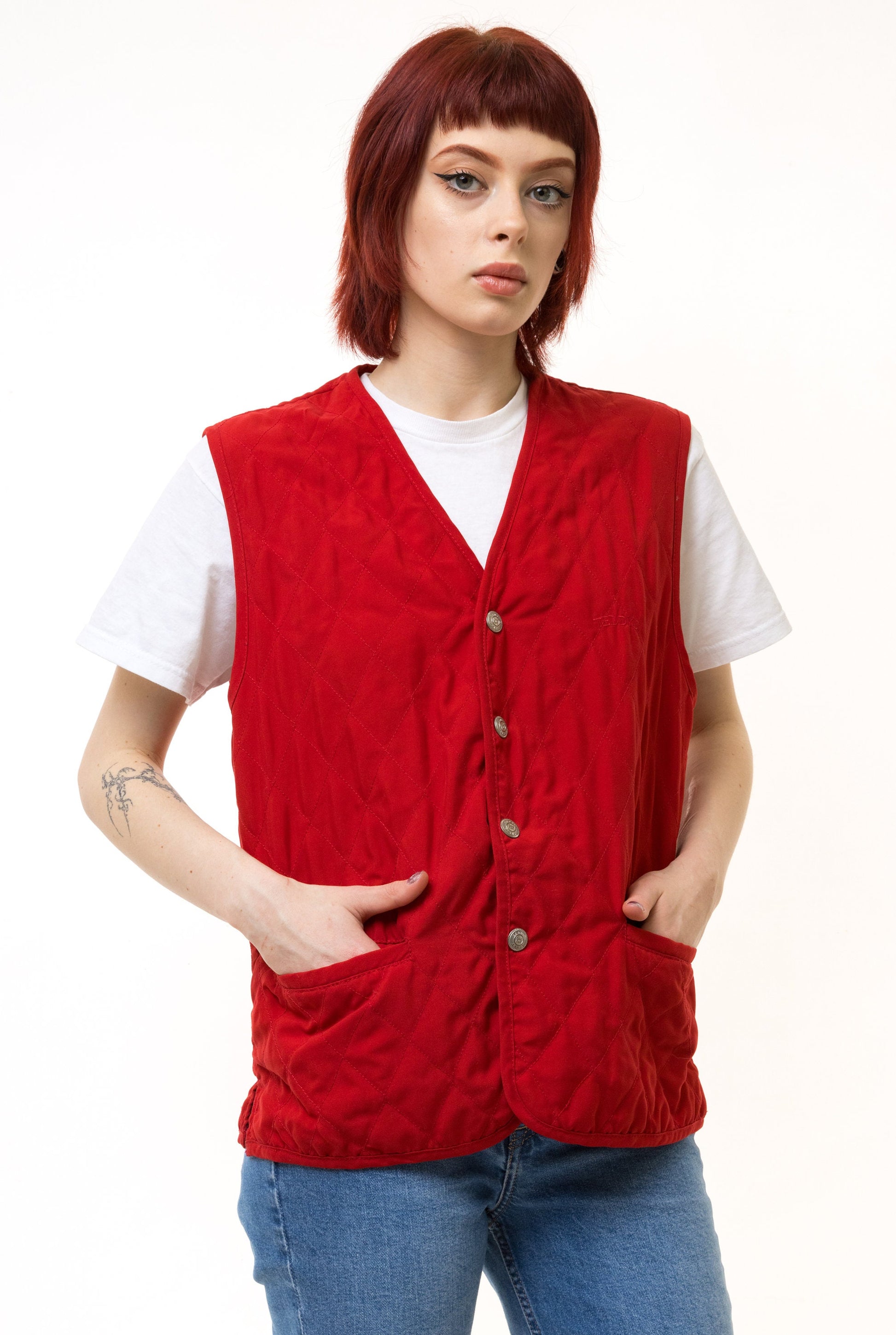 80s Vintage Quilted Red Vintage Waistcoat / Quilted Vintage Woman Vest / Retro Woman Red Buttons Vest