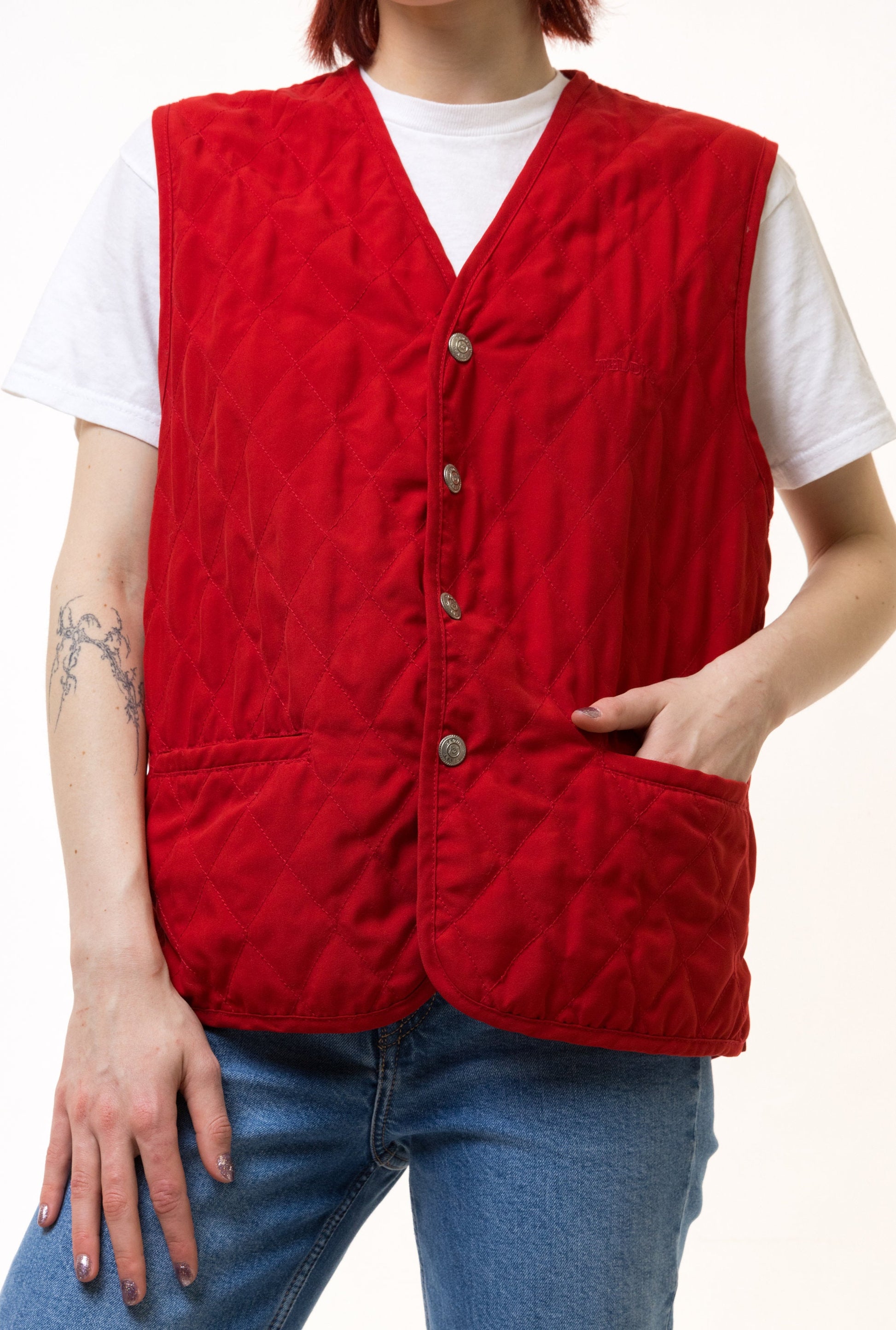 80s Vintage Quilted Red Vintage Waistcoat / Quilted Vintage Woman Vest / Retro Woman Red Buttons Vest