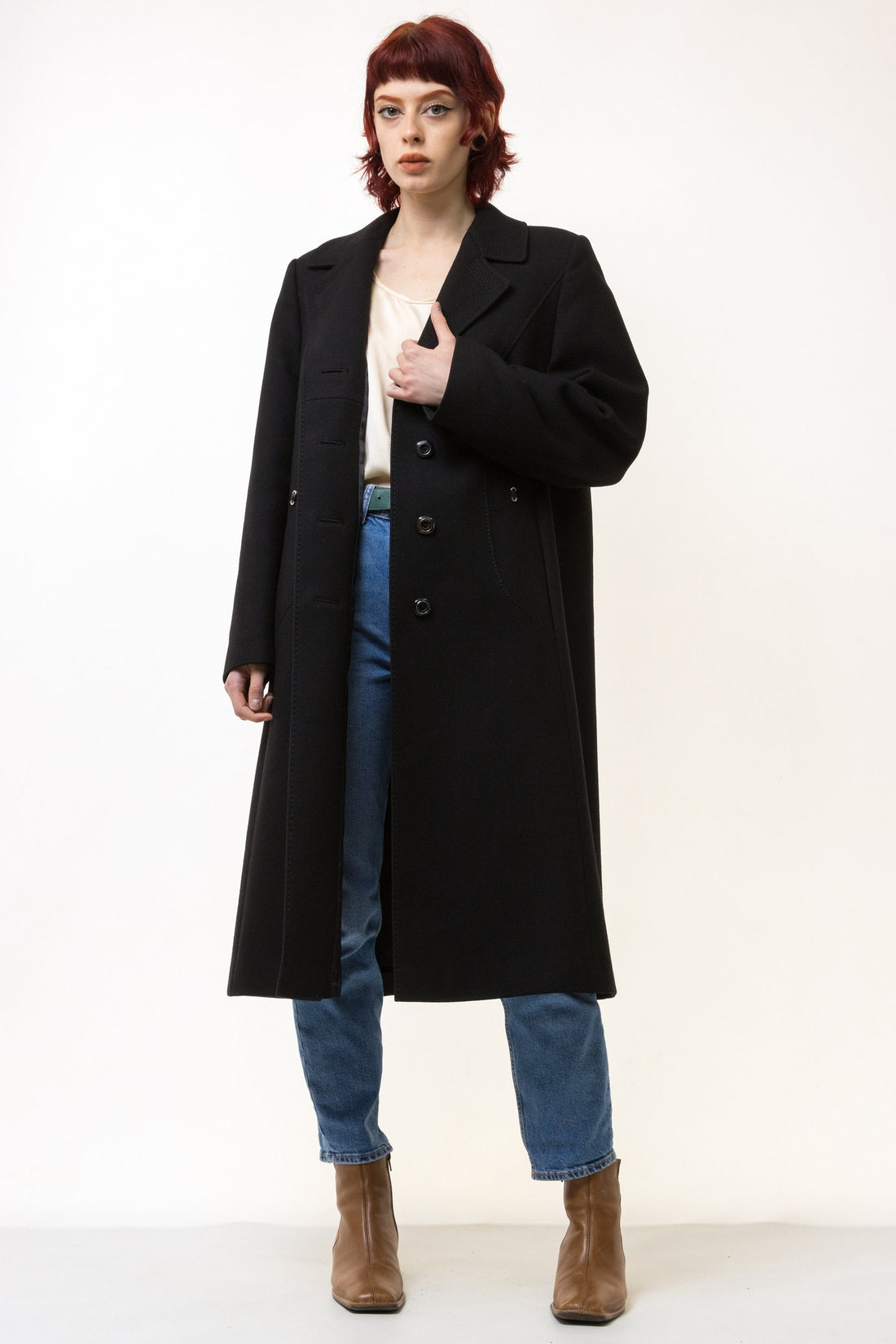 80s Woman Lambswool Coat Women Vintage 80s winter coat long wool coat outerwear maxi winter coat vintage clothing size Medium.