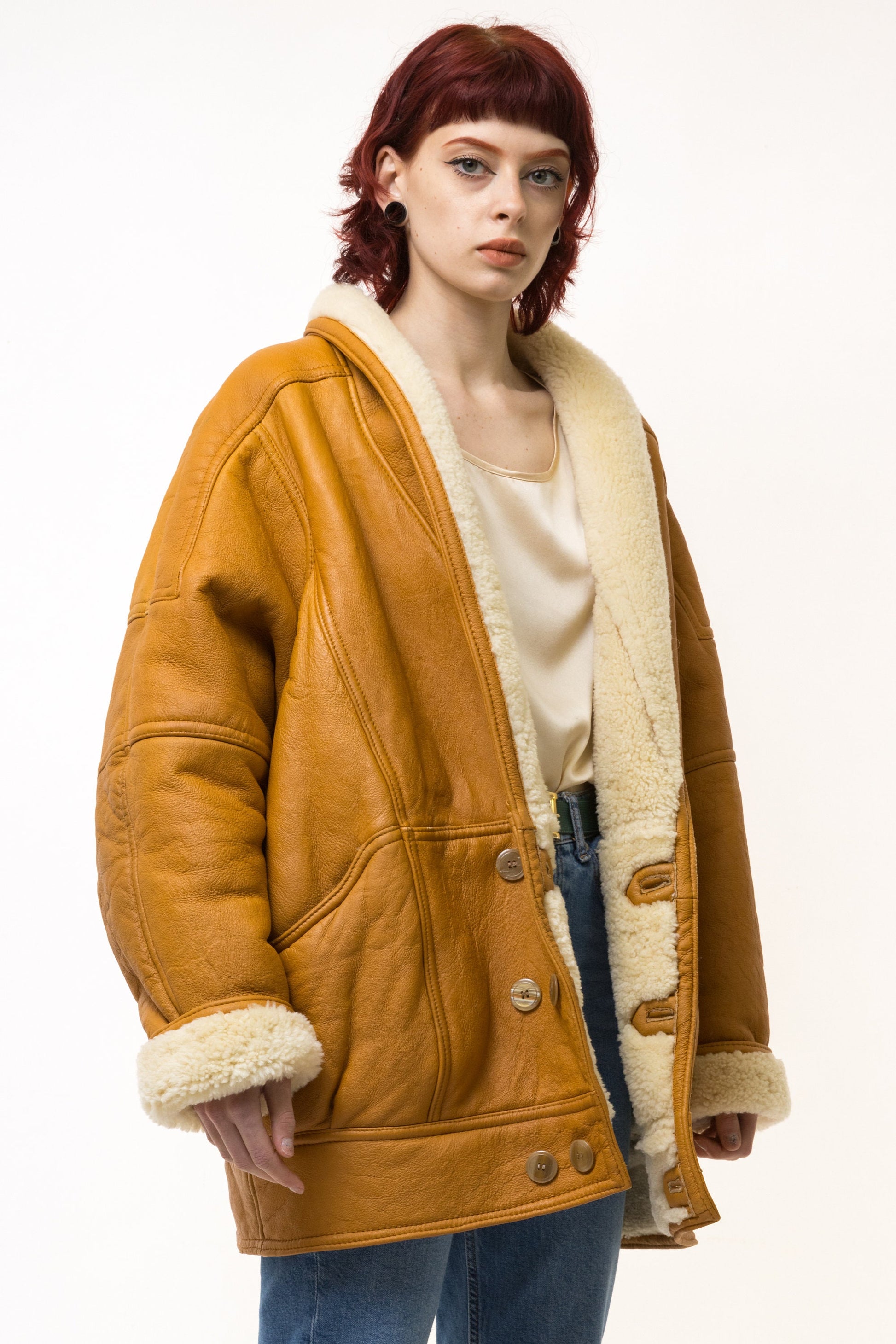 80s Vintage Leather Sheepskin Leather Shearling Fastens Coat size Medium/ Vintage Leather Shearling Coat/ Vintage Woman Winter Suede Coat