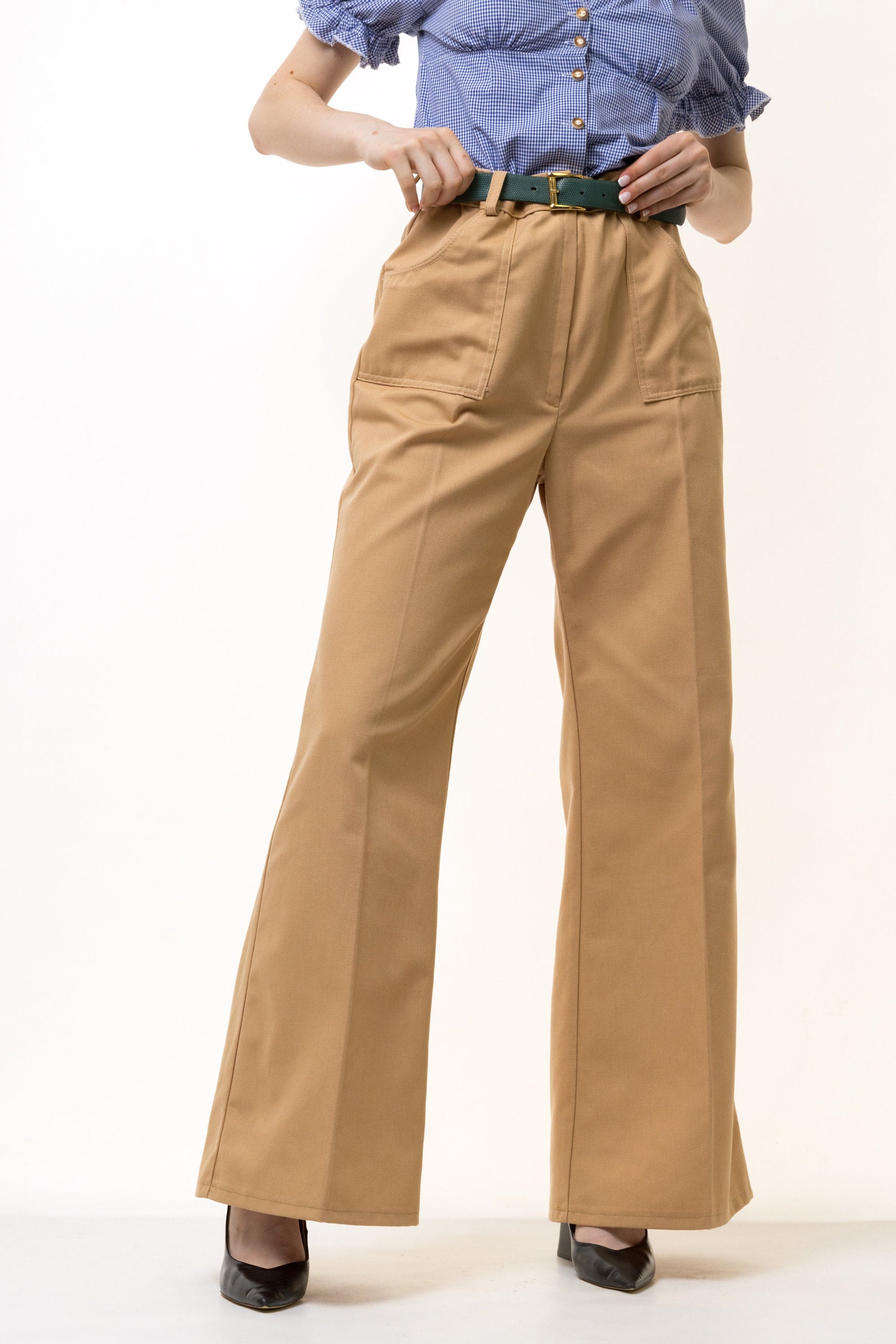 80s Vintage Beige Tapered Flared High Waisted Woman Fall Cotton High Waisted Moms Trousers fits size Medium