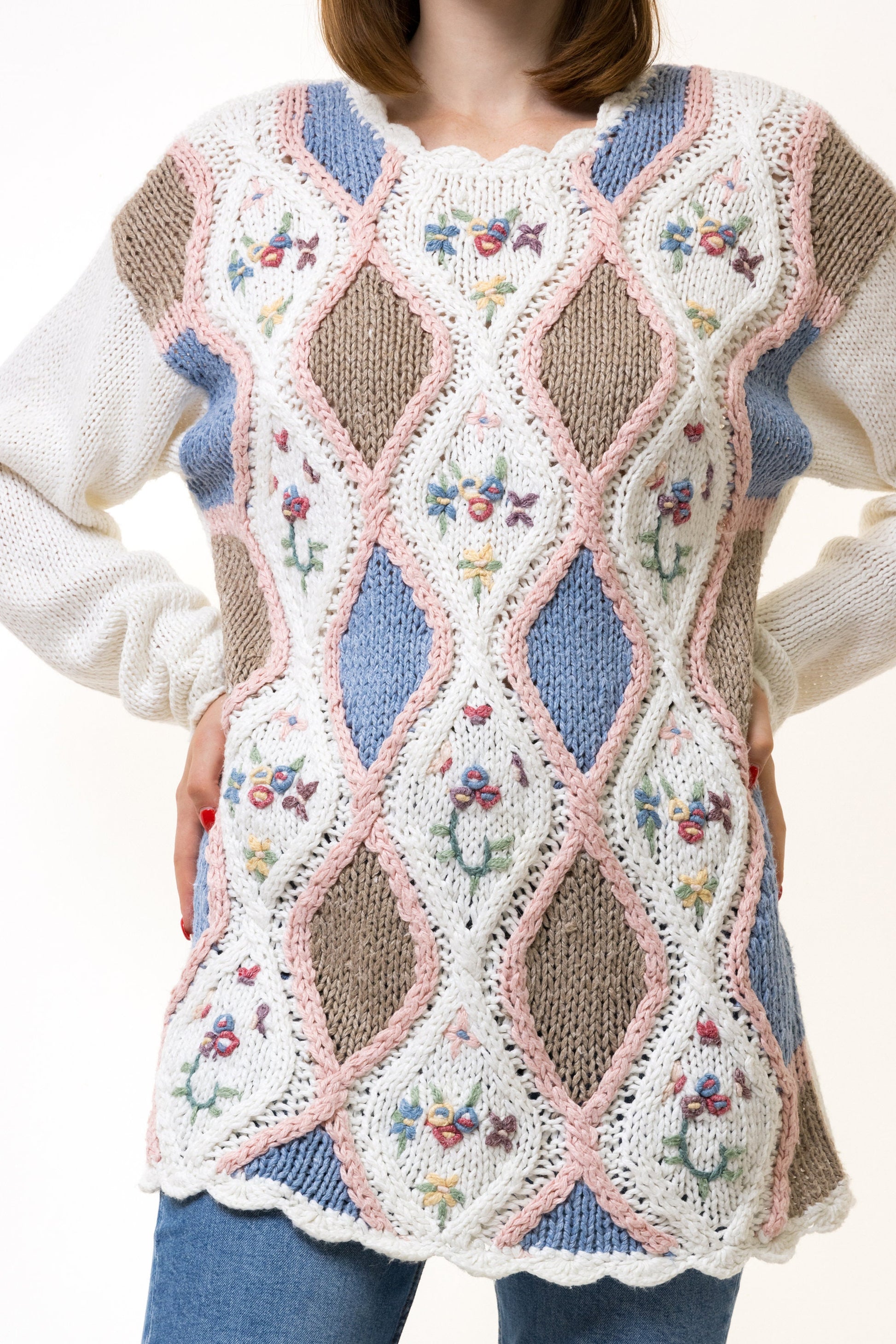 Vintage White Knitted Embroidered Women's Ramie Sweater Embroidered Multi Small Flowers Sweater Pullover Vintage Pullover Small size