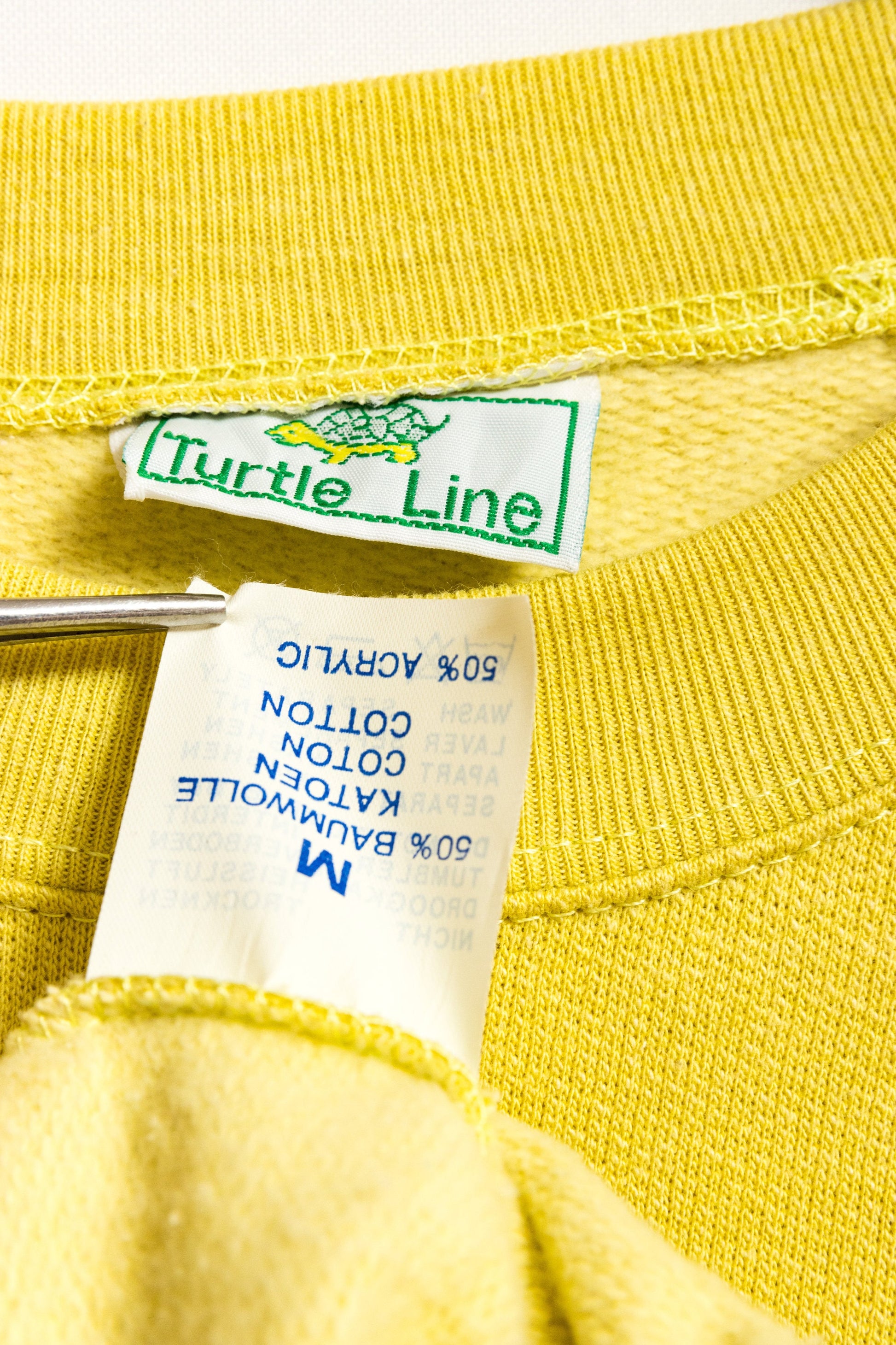 80s Vintage Yellow Lemon Raglan Sweatshirt | 80s Yellow Crewneck Sweatshirt | S M Woman Streetwear Rave Outwear