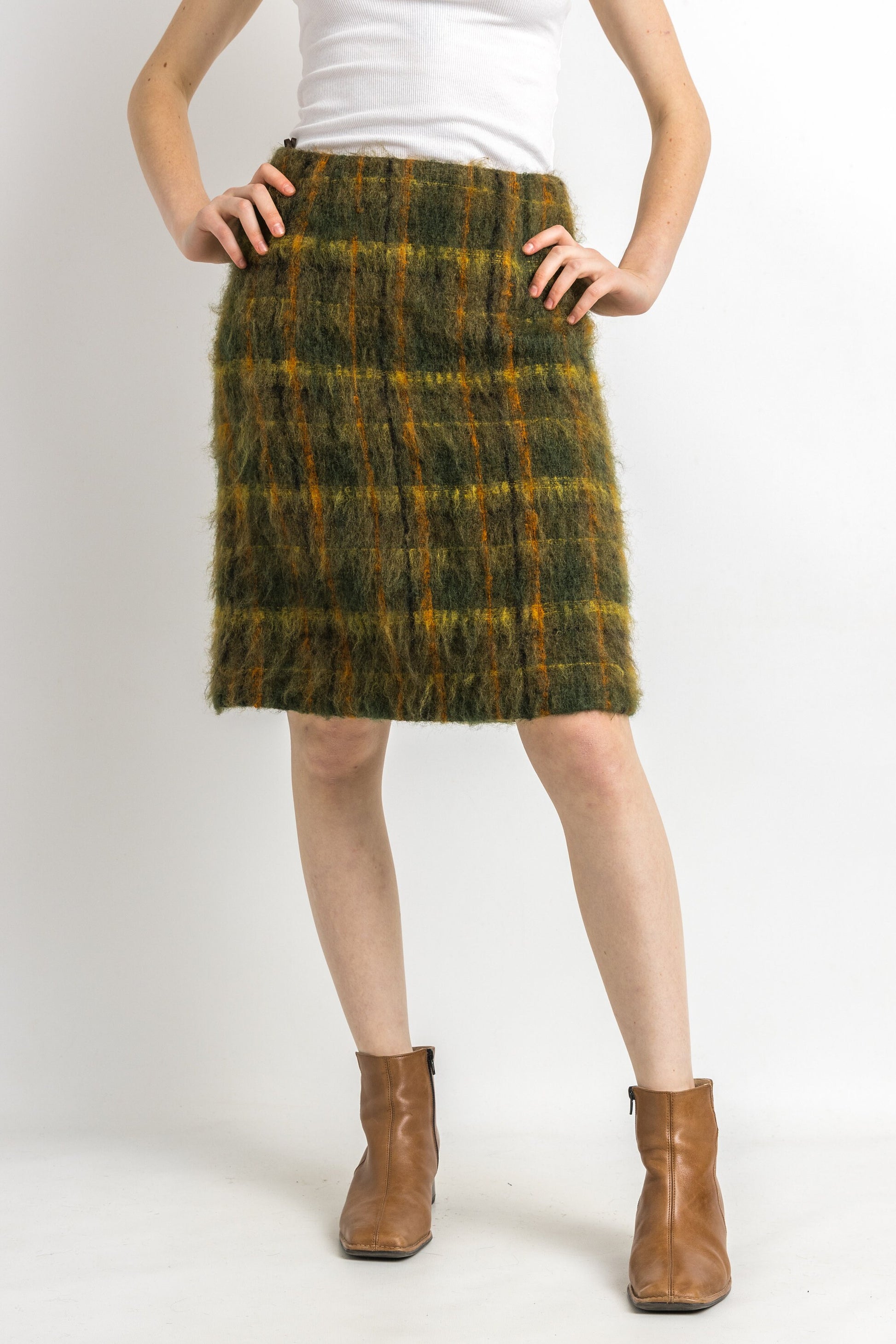 1980s Tartan Mohair Wool Check Knee Length Skirt size 36 Small