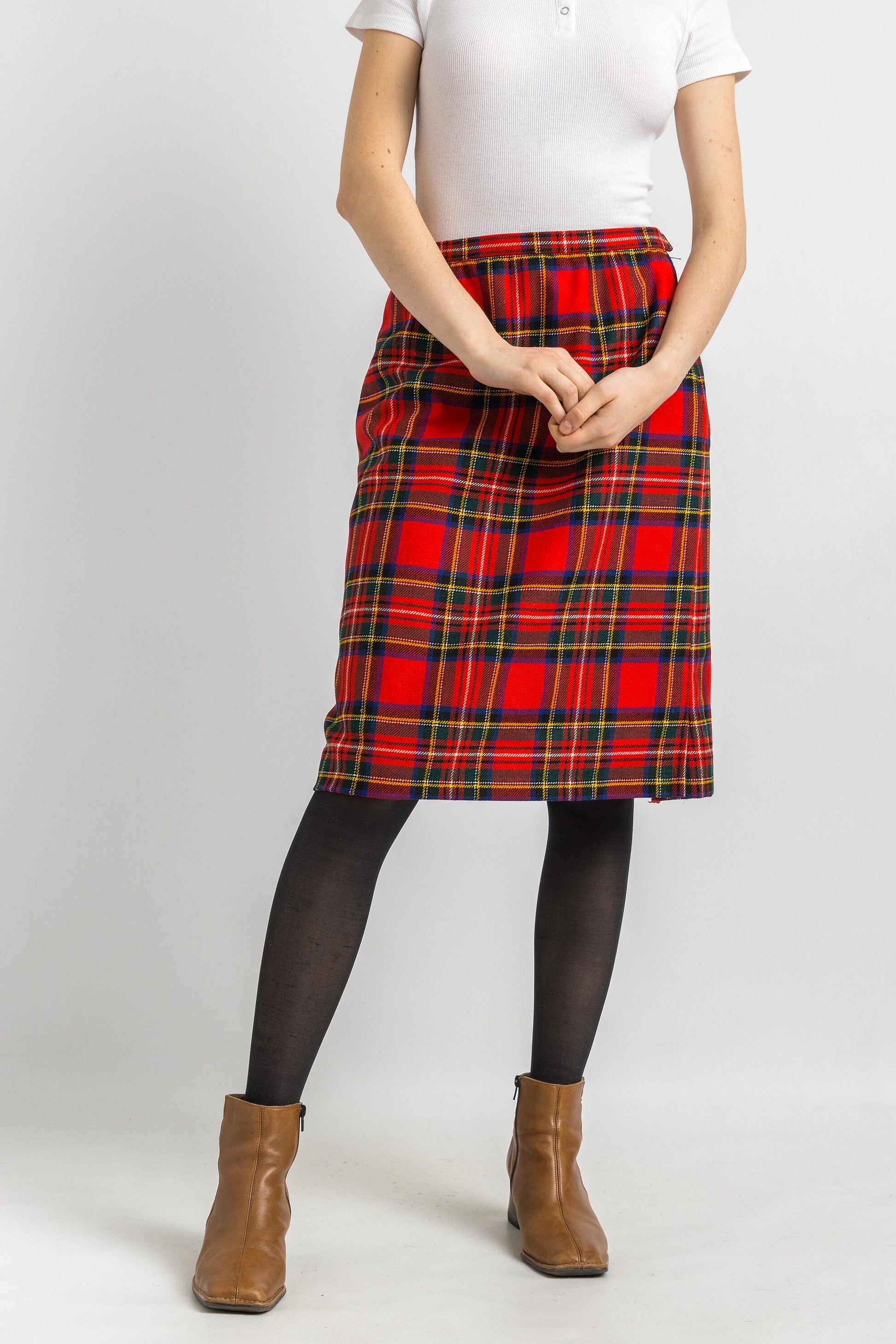 80s Vintage Tartan Plaid Wool Scottish Kilt, Midi Skirt in Red