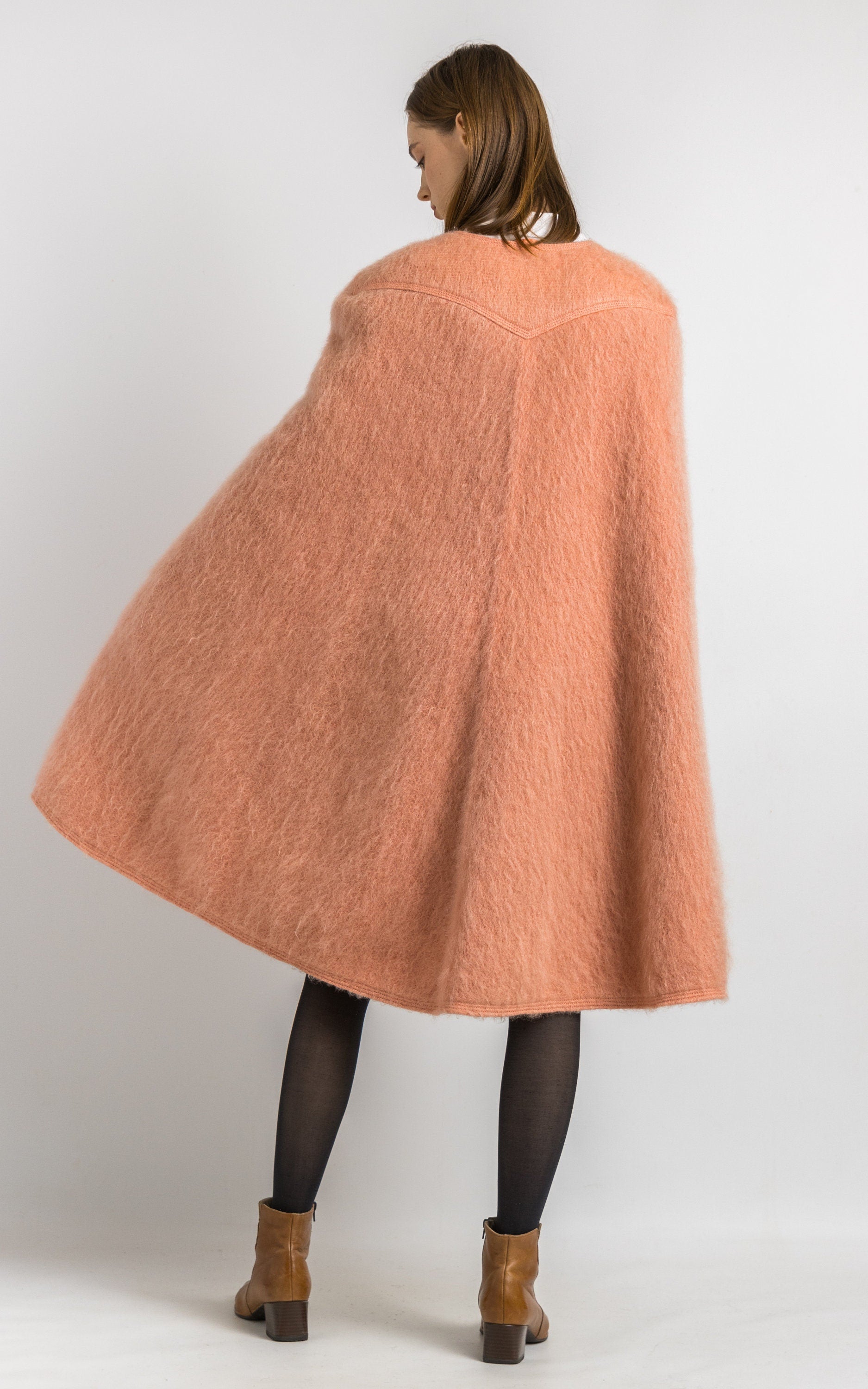 Couture Salon Zurich by Maya Burgdorfer Pink Mohair Wool Women Cape, Vintage Woman Pink Coat, Opera Woman Mohair Cape size Small