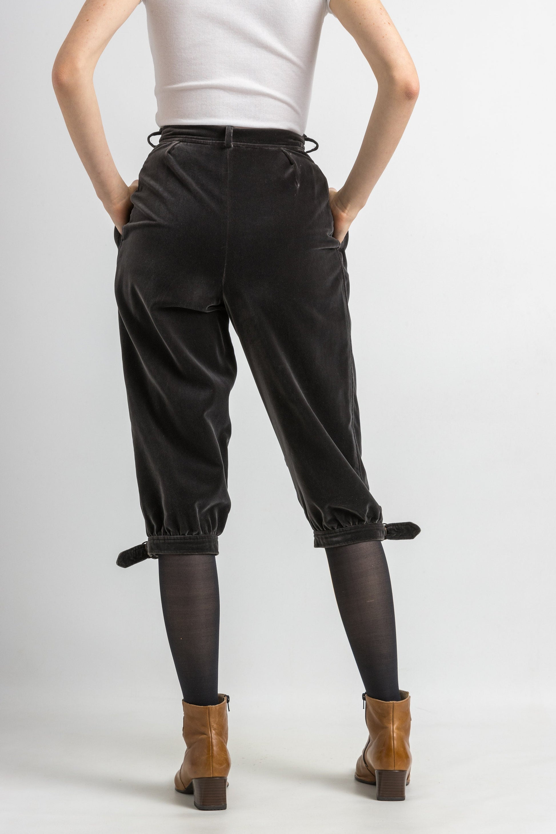 Yves Saint Laurent Brown Velvet Knickers 1970s/ Vintage Yves Saint Laurent Brown Velvet Cropped Pants/ Vintage YSL Pants