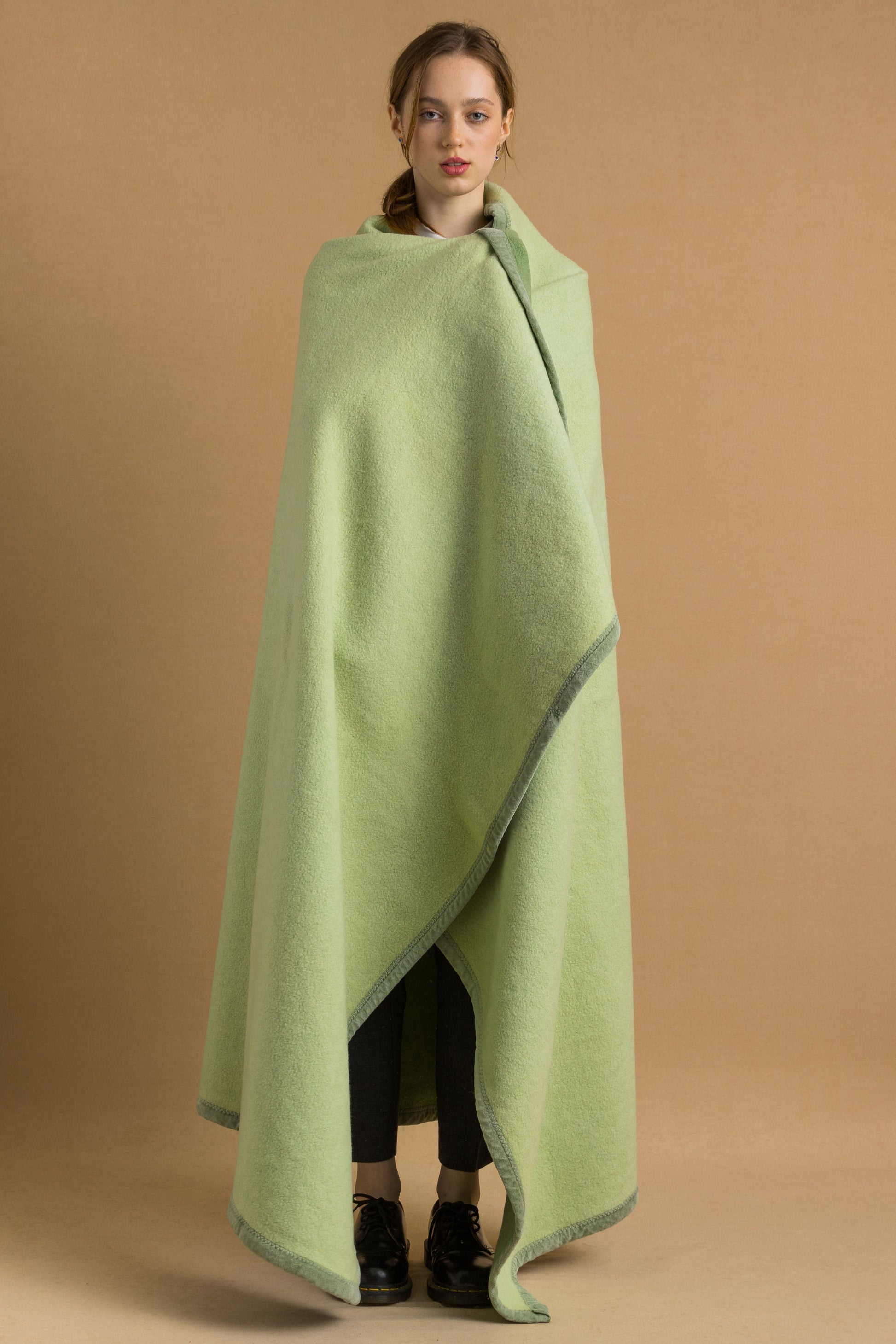 70s Vintage Wool Woolmark Escimo Light Green Heavy Blanket/ Vintage Wool Home Blanket 200 cm 150 cm