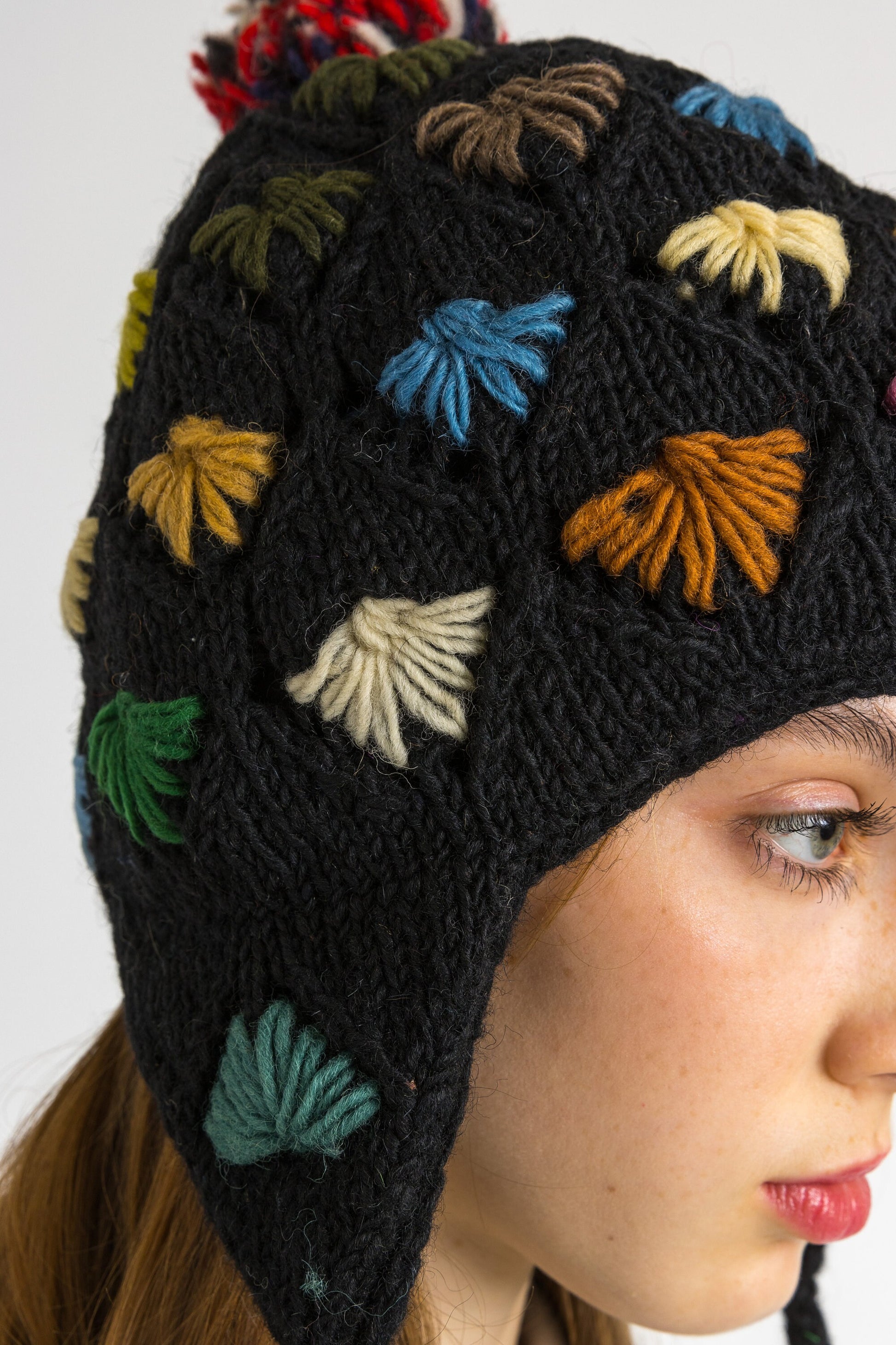 70s Vintage Knitted Woman Retro Crochet Wool Hat/ Vintage Woman Multicolor Winter Hat/ Retro Woman Winter size Small