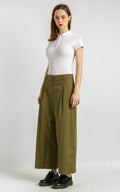 90s Max Mara Cotton Khaki Green Culottes Bermuda High Waisted Woman Midi Shorts in Khaki size 38 Small