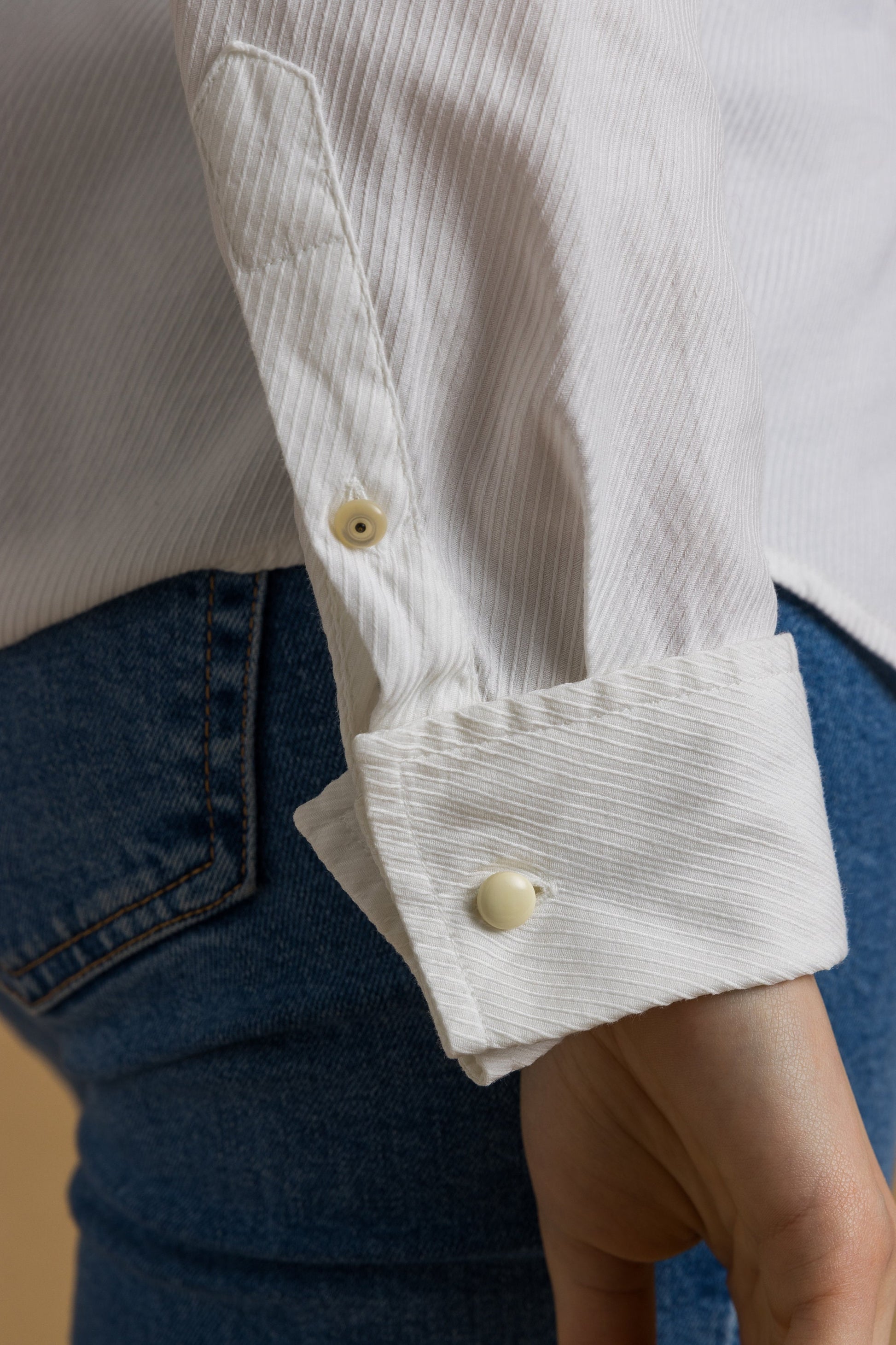 90s Vintage Ralph Lauren White Logo Long Sleeve Buttons Up Woman Shirt in S size/ Vintage Ralph Lauren White Woman Shirt