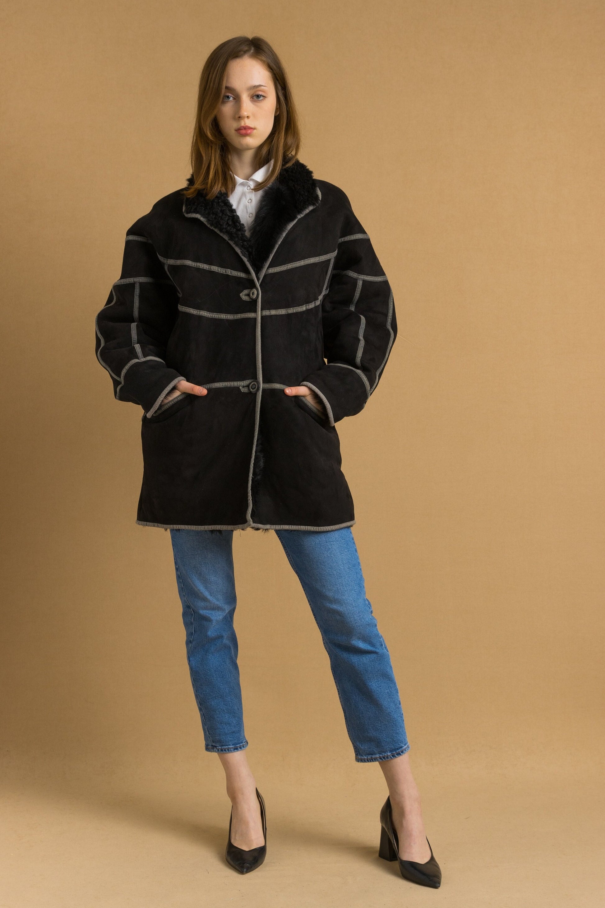 Women Sheepskin Coat 70s, Size M, Black Suede Vintage Coat, Casual Slouchy Coat, Worn In Shearling Coat, Sustainable Winter Outerwear