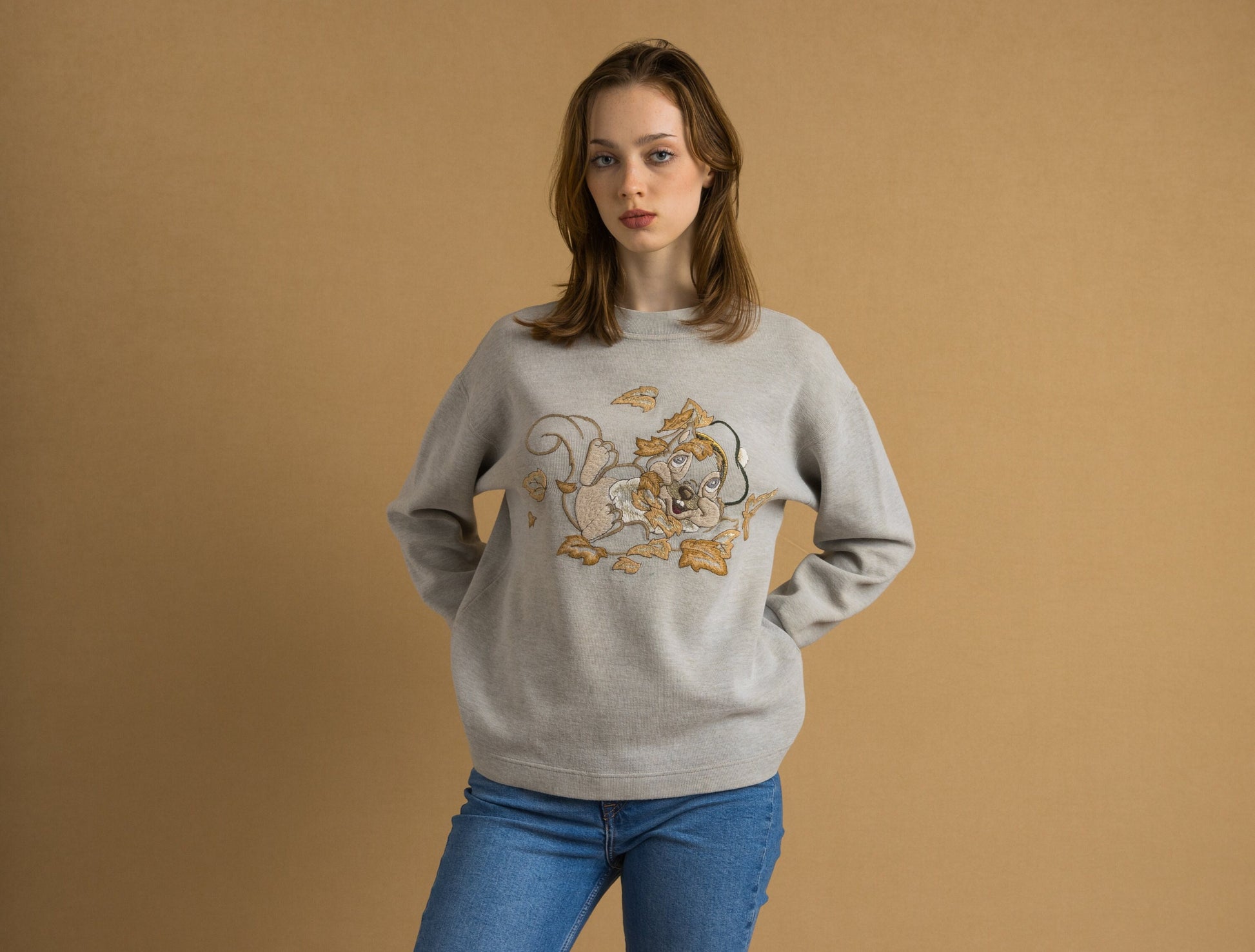 90s Vintage Italian Retro ICEBERG Graphic Print Woman Sweatshirt. Vintage Woman Iceberg Squirrel Jumper. Vintage Graphic Sweater