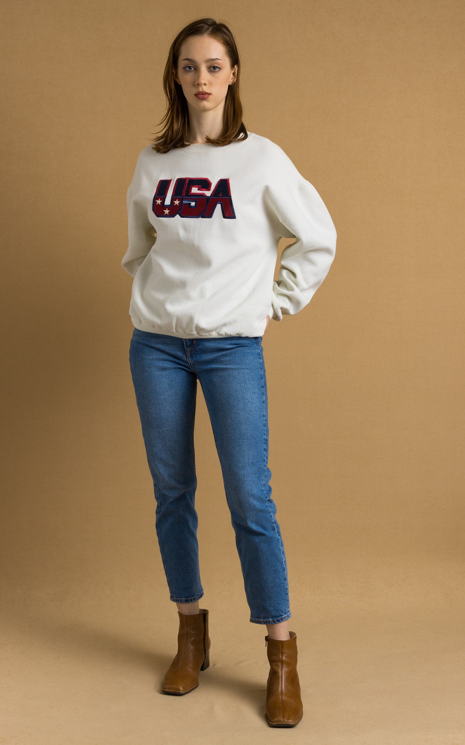 80s Vintage USA Logo Embroidery Vintage Sweatshirt Long Sleeve Woman Vintage Print Sweater. Vintage Woman Print Jumper size L Large