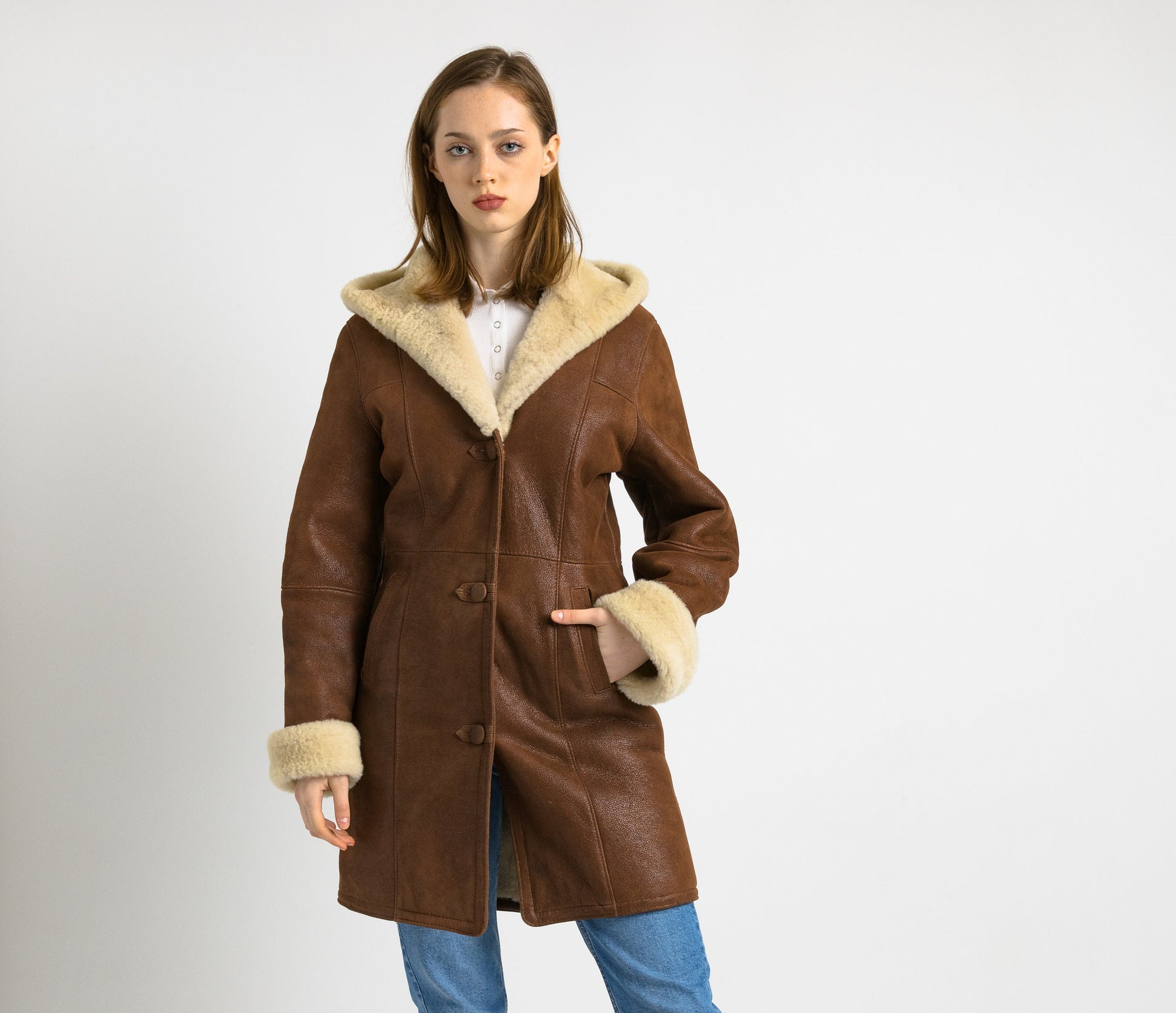 80s Vintage Suede Sheepskin Leather Shearling Fastens Coat size Medium/Vintage Leather Shearling Coat/Vintage Woman Winter Suede Coat