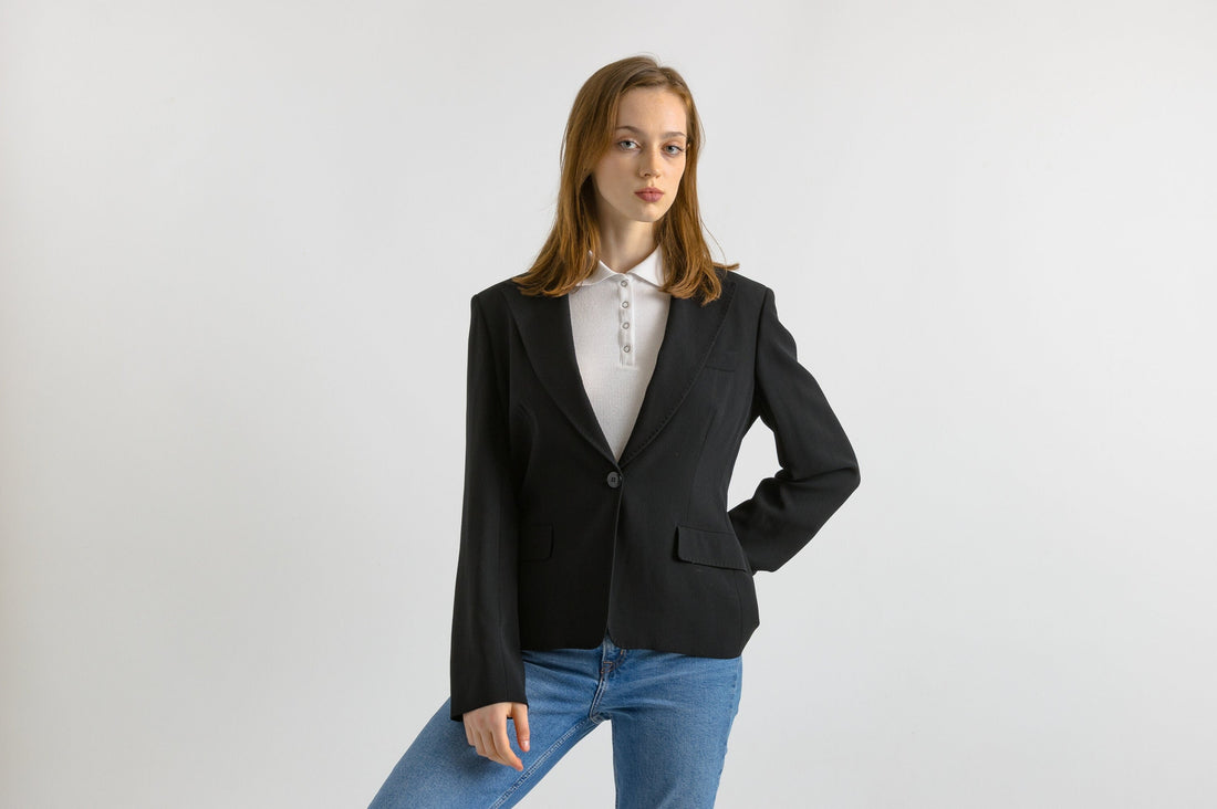 Vintage Max Mara Blazer Jacket Blazer size Medium/ Vintage Max Mara Black Wool Blazer/ Vintage Woman Clothing/ Vintage Woman Blazers