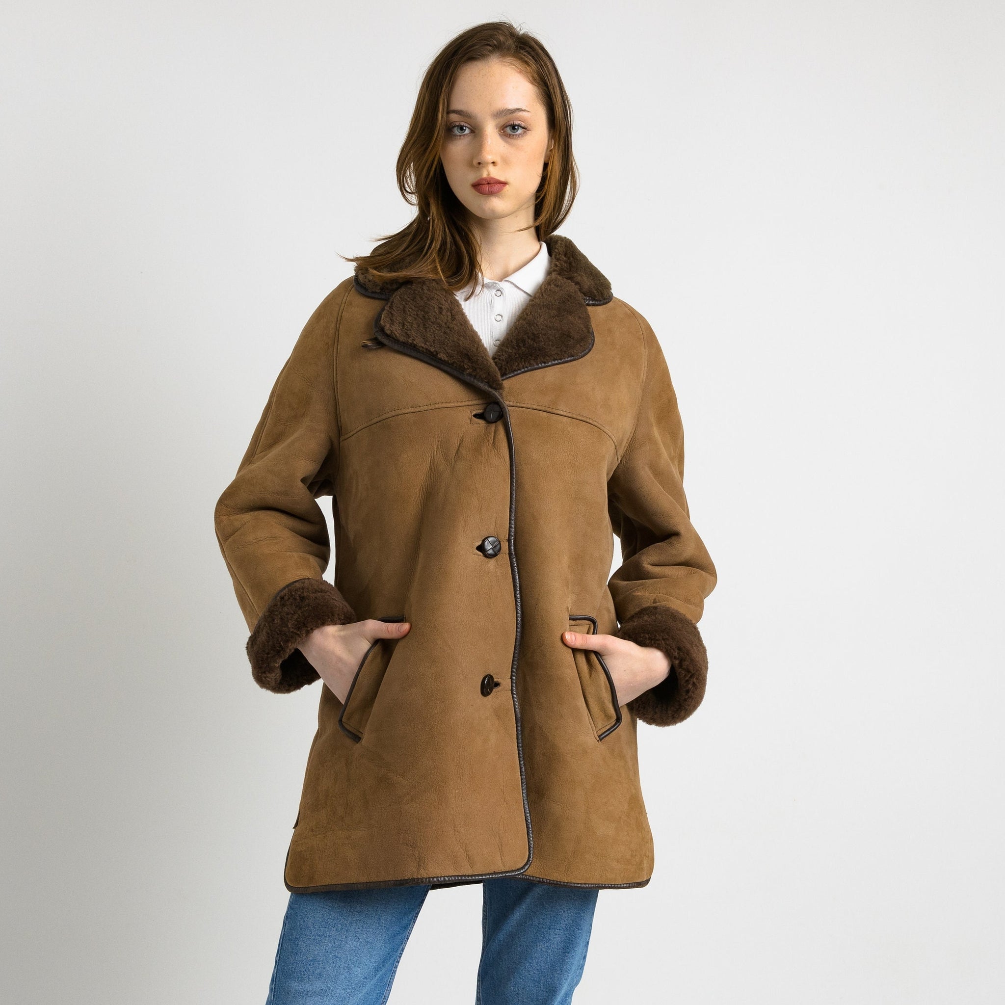 Women Sheepskin Coat 70s, Size M, Brown Suede Vintage Coat, Casual Slouchy Coat, Worn In Shearling Coat, Sustainable Winter Outerwear