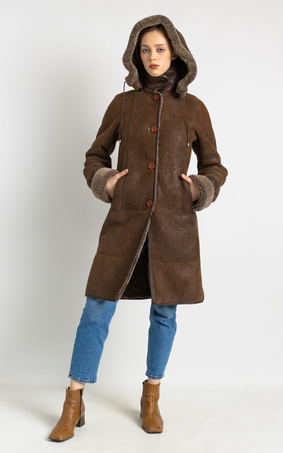 80s Vintage Suede Sheepskin Leather Shearling Fastens Coat size Xsmall/Vintage Leather Shearling Coat/Vintage Woman Winter Suede Coat