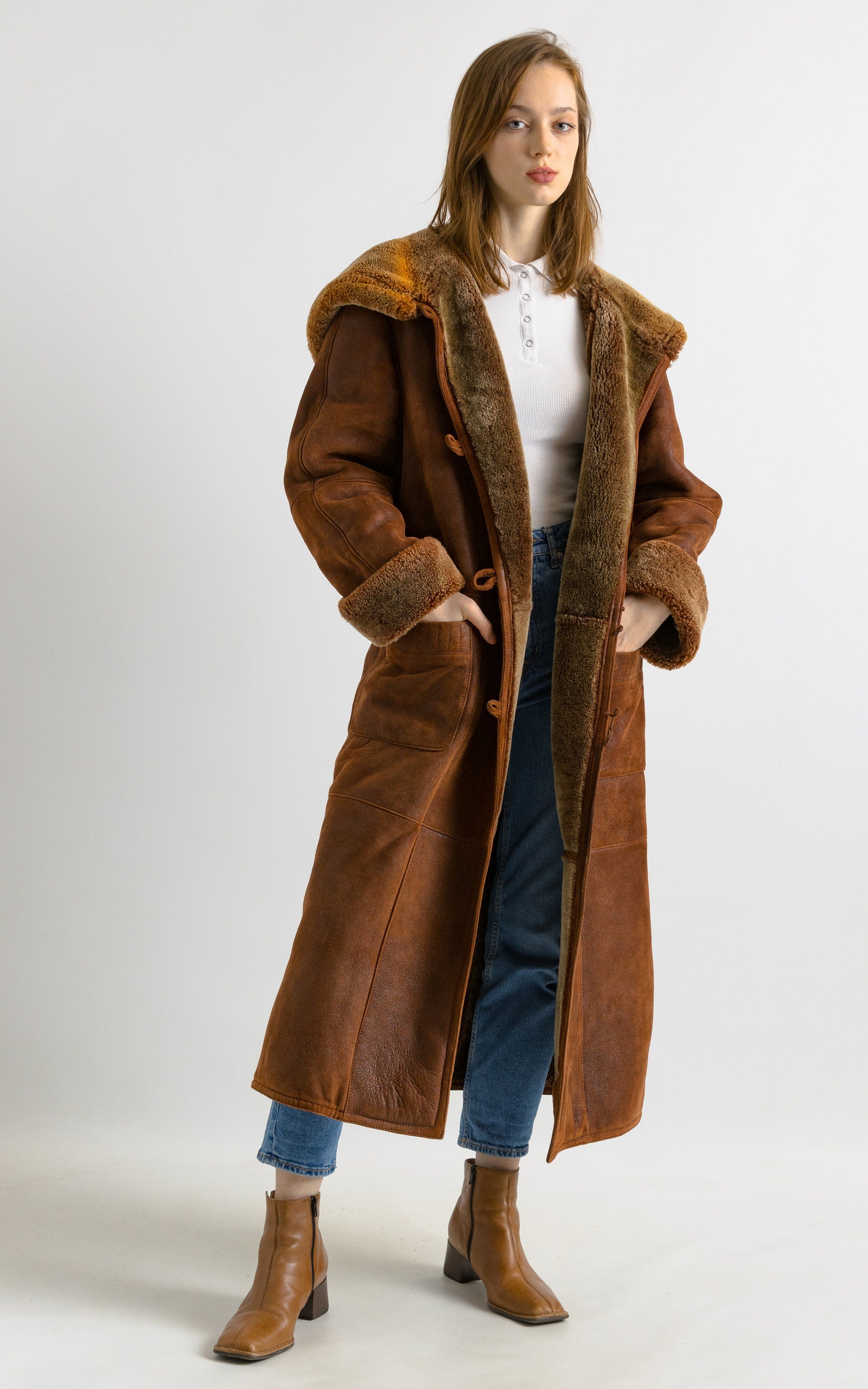 80s Boyut Vintage Suede Sheepskin Leather Shearling Fastens Coat size Small/Vintage Leather Shearling Coat/Vintage Woman Winter Suede Coat