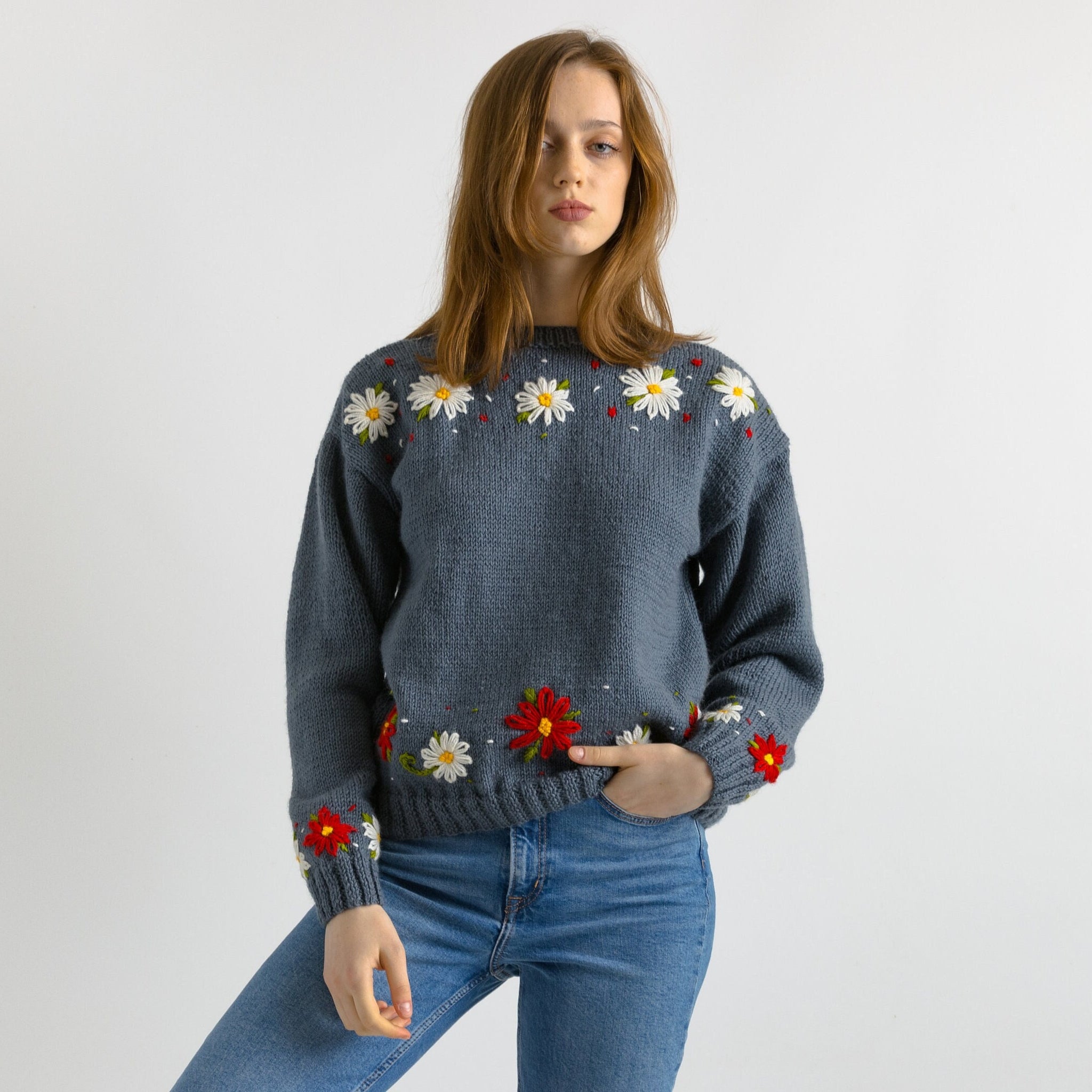 Women's Wool Jumper - Daisy - Pullover - Floral Sweater - Embroidered Pullover - Retro Flower Power - 90s Syle- Handknitted