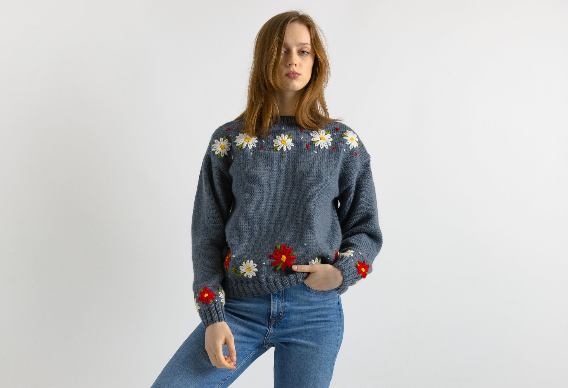 Women's Wool Jumper - Daisy - Pullover - Floral Sweater - Embroidered Pullover - Retro Flower Power - 90s Syle- Handknitted