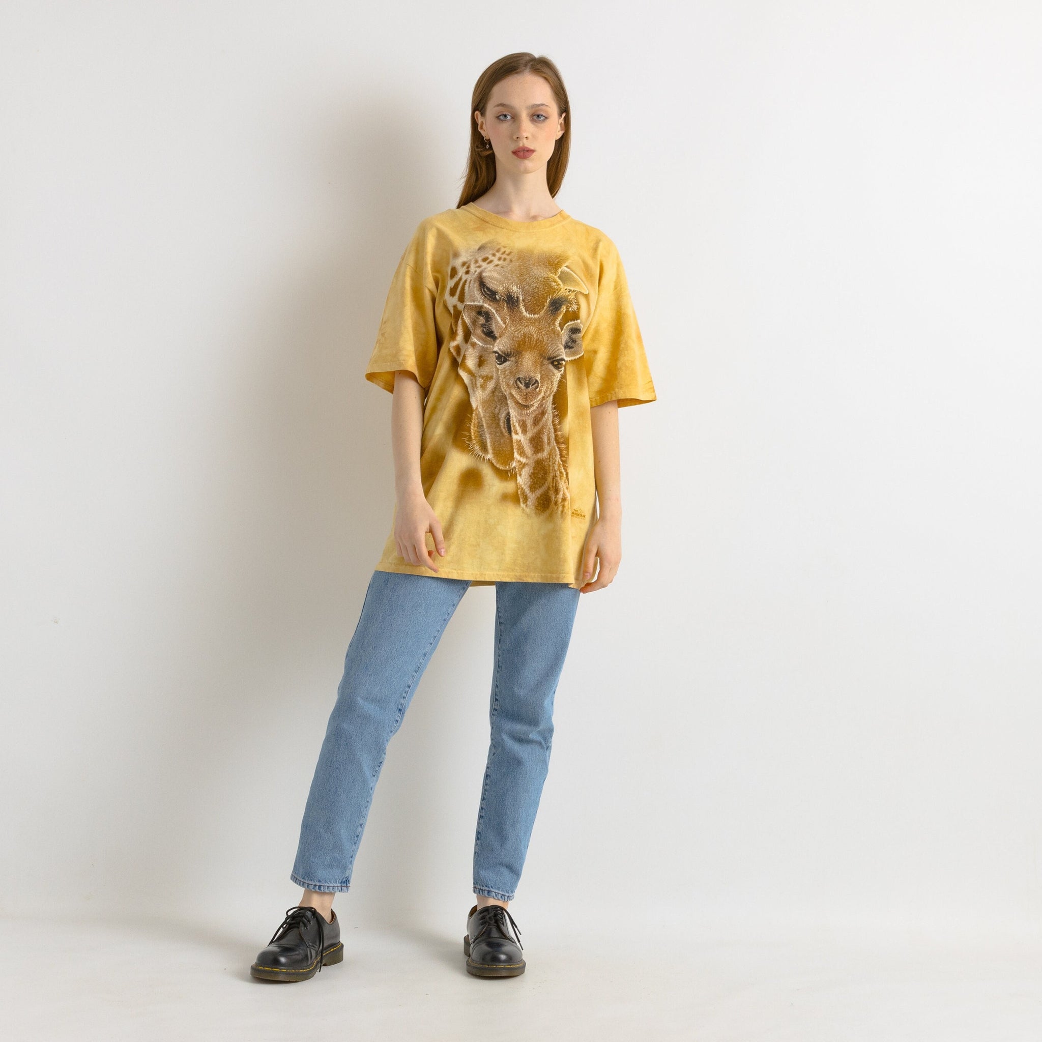 00s Vintage The Mountain Tshirt I Animal Giraffe Graphic T Shirt - Women's L | Vintage Yellow Graphic Print Tee