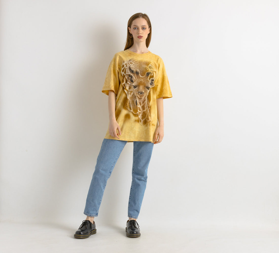 00s Vintage The Mountain Tshirt I Animal Giraffe Graphic T Shirt - Women's L | Vintage Yellow Graphic Print Tee