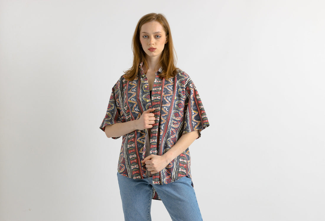 Vintage patterned blouse 80s / vintage woman blouse with colored abstract pattern / vintage summer women shirt / Vintage jacket shirt