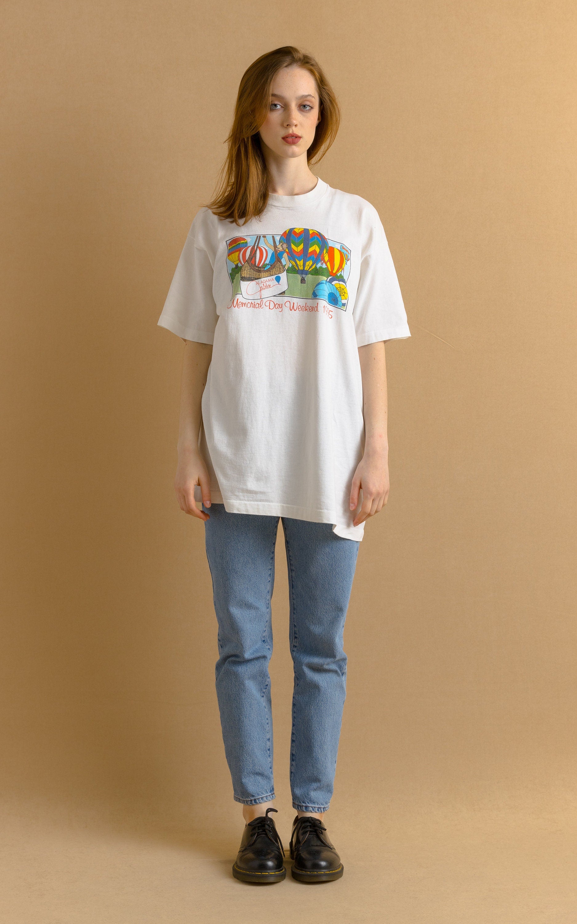 1995 Weekend Vintage Graphic Print Logo Cotton T-shirt/ Vintage White Graphic Print Tee Xlarge