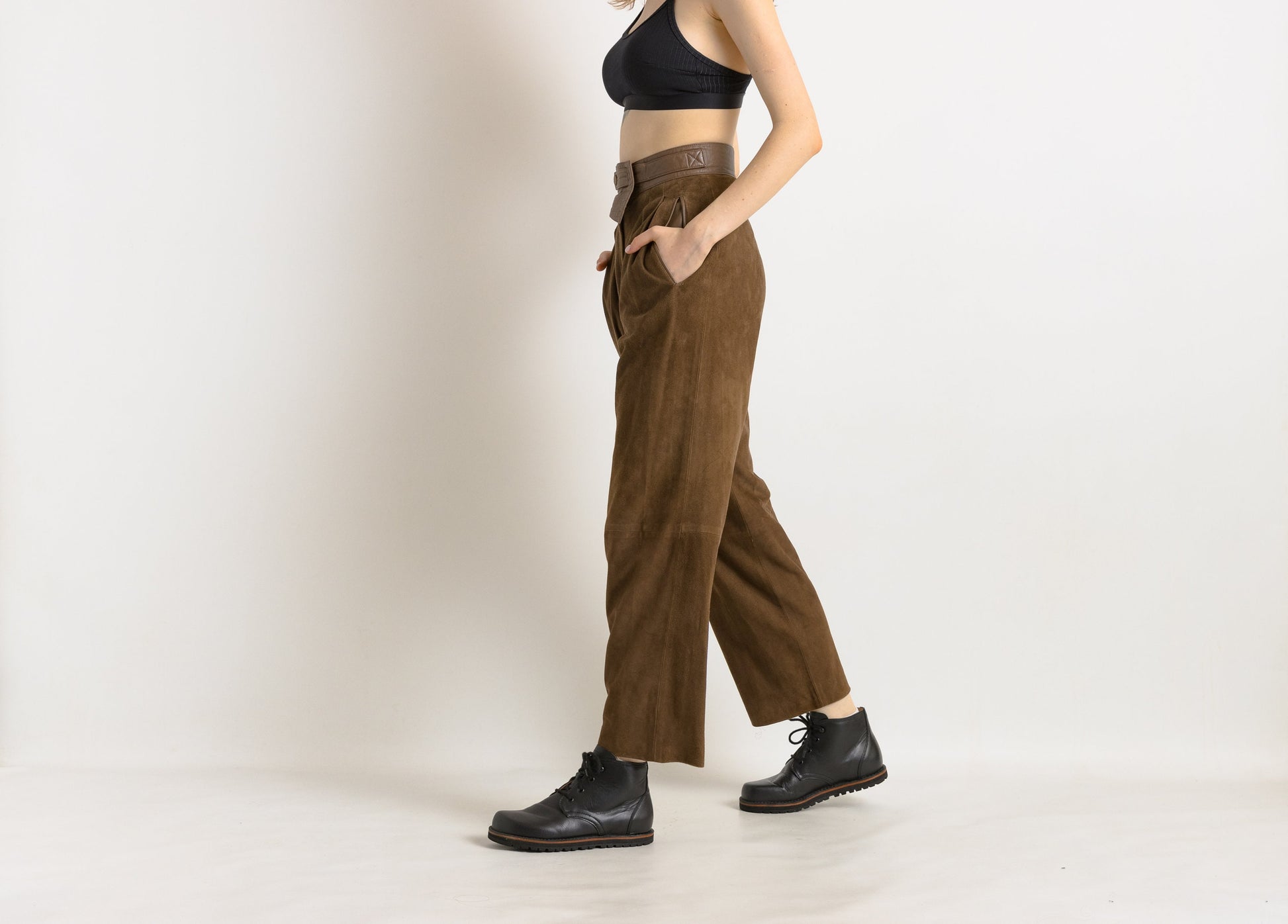 80s Vintage High Waisted Leather Woman Pants size Medium/ Vintage woman leather brown trousers/ vintage woman clothing/ vintage woman