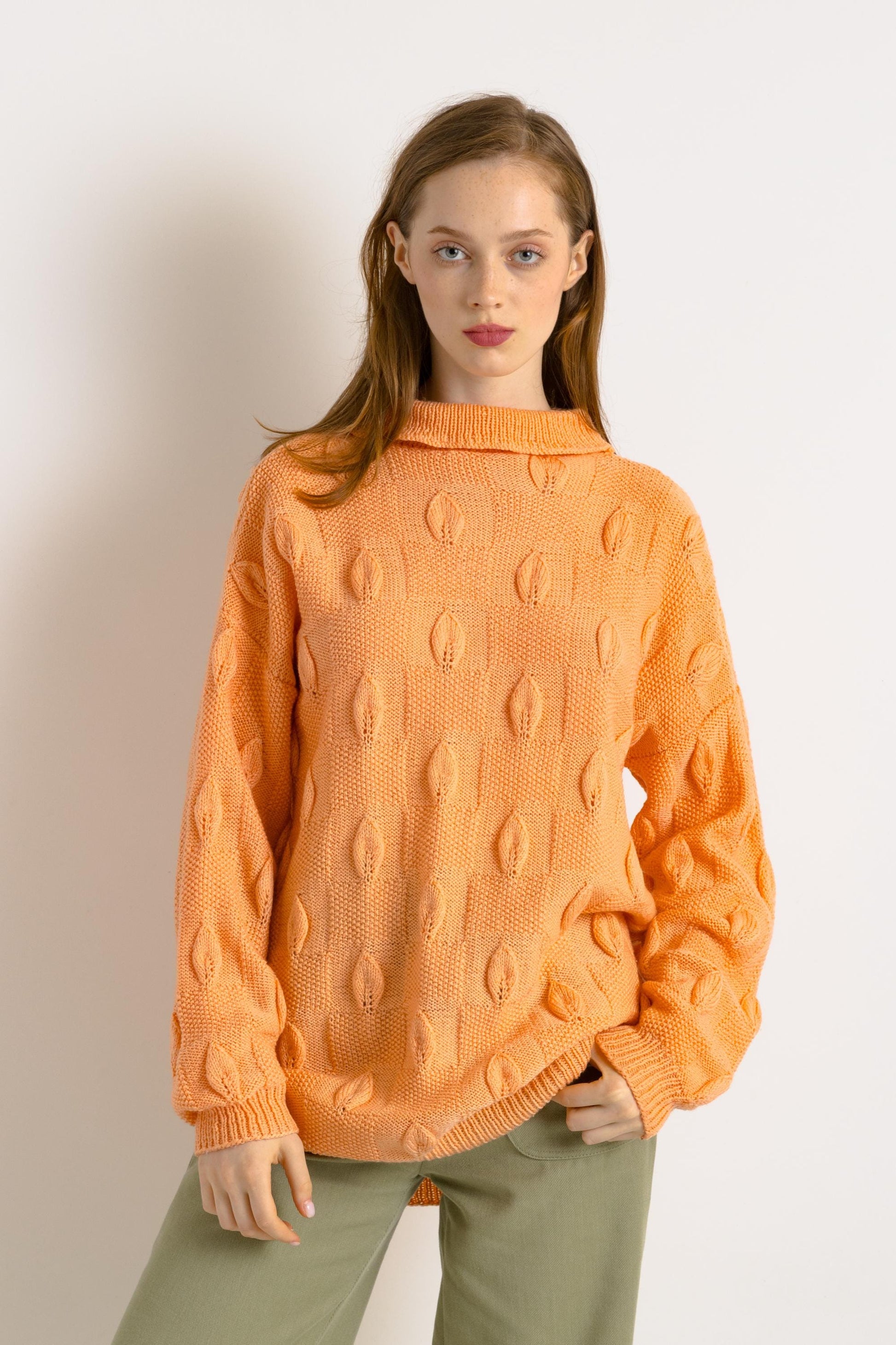 80s Vintage Vtg Turtleneck Cosby Cozy Orange Pullover Jumper Top Sweater Size Medium/ Vintage Woman Cosby Jumper/ Vintage Woman Clothing