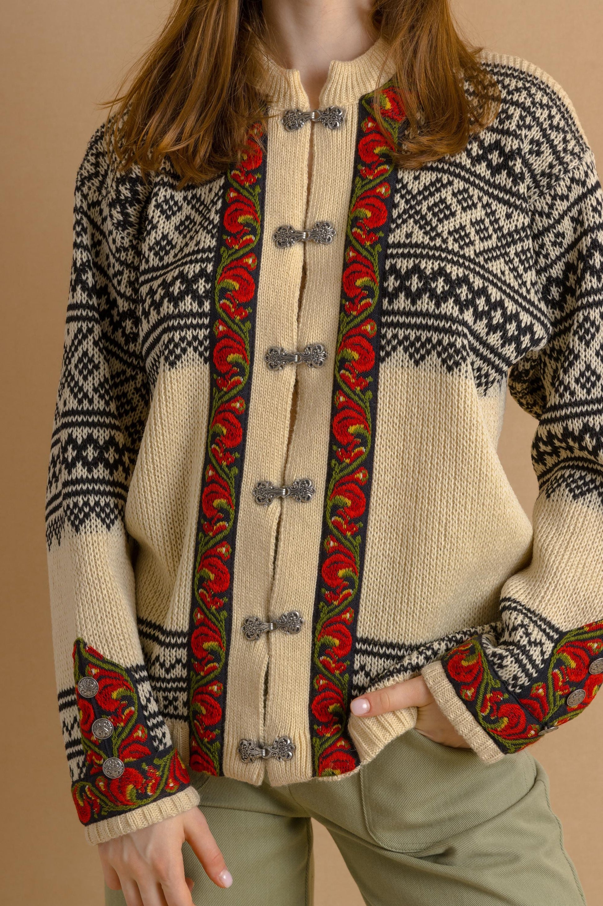 80s Vintage Norway Knitwear Abstract Ornament Wool Jumper Cardigan/ Vintage Woman Fair Isle Wool Sweater size Medium