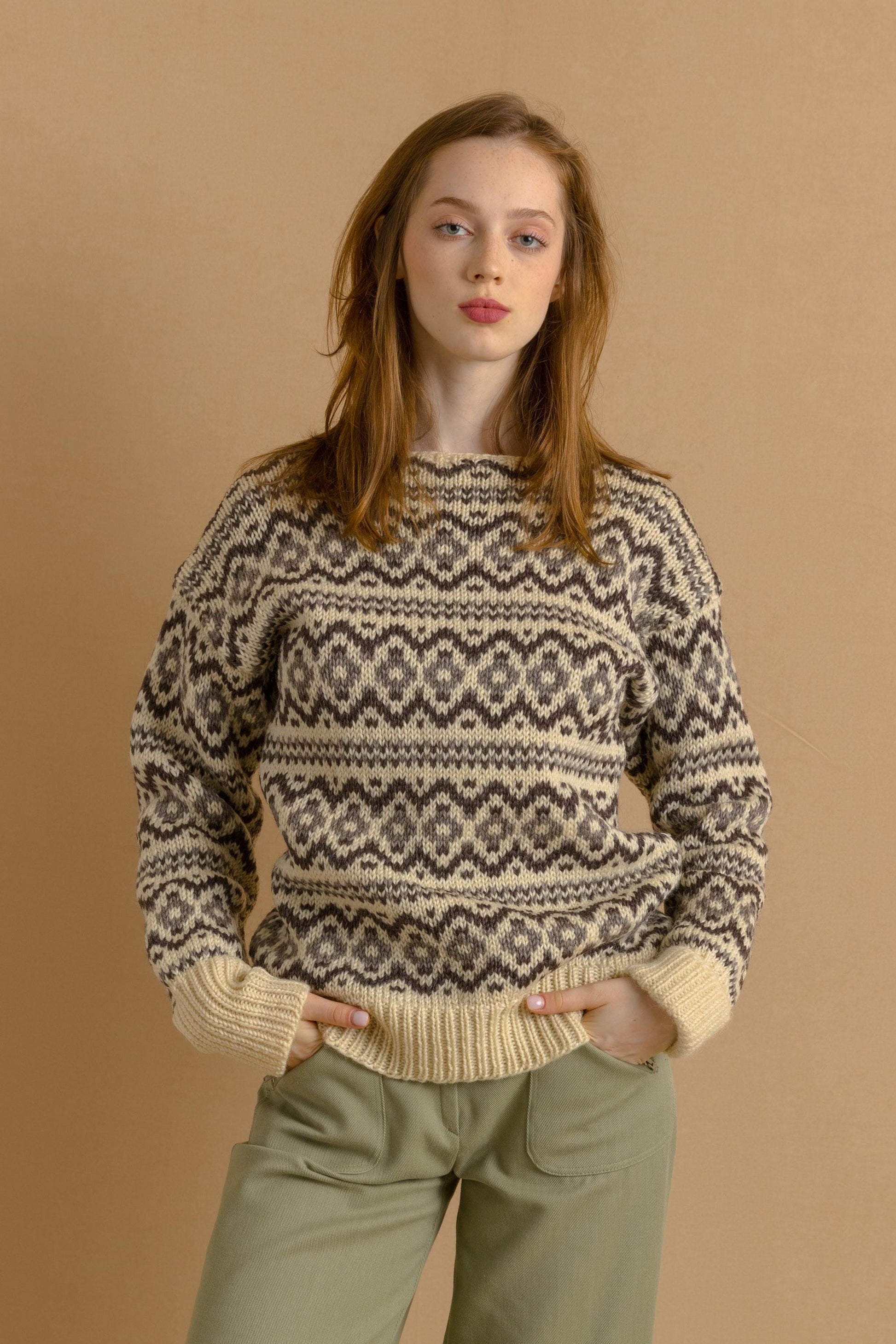 70s Vintage Iceland Knitwear Abstract Ornament Wool Jumper Sweater/ Vintage Woman Fair Isle Wool Sweater size Small