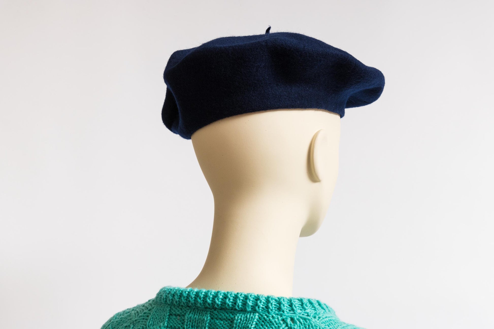 70s Vintage Style Woman Retro 100% Wool Hat 7687/ Vintage Woman Navy Blue Beret/ Retro Woman Der Beret size Small