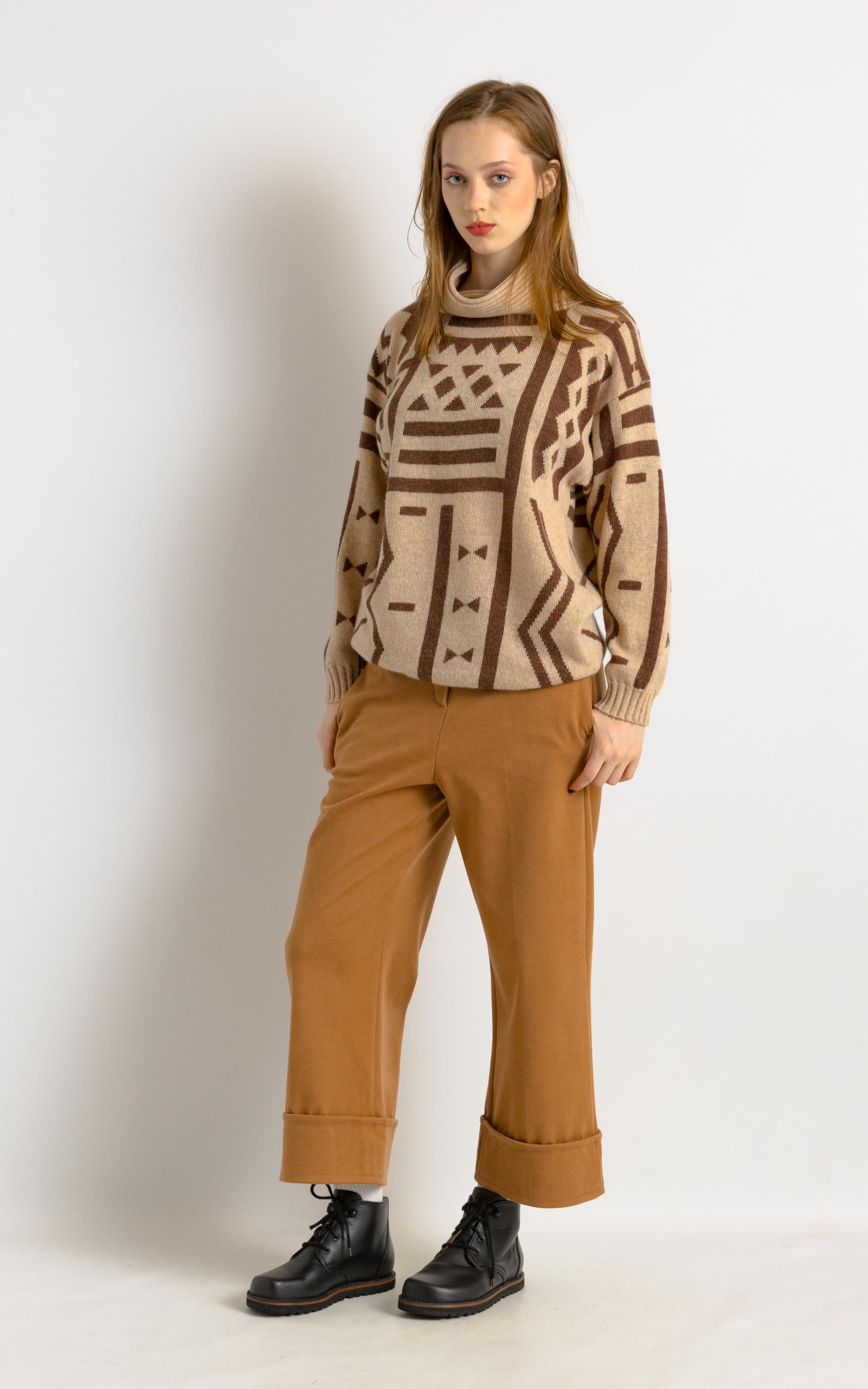 70s / 80s Italian pattern sweater, hipster beige and brown graphic pattern sweater, lambswool women's pullover, Small